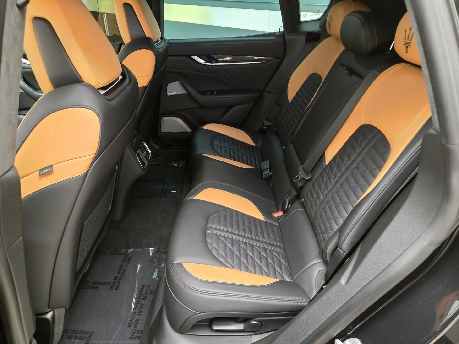 mph019_3531876857_Used_2024_Maserati_Levante_Trofeo_1782453358_daffc85541