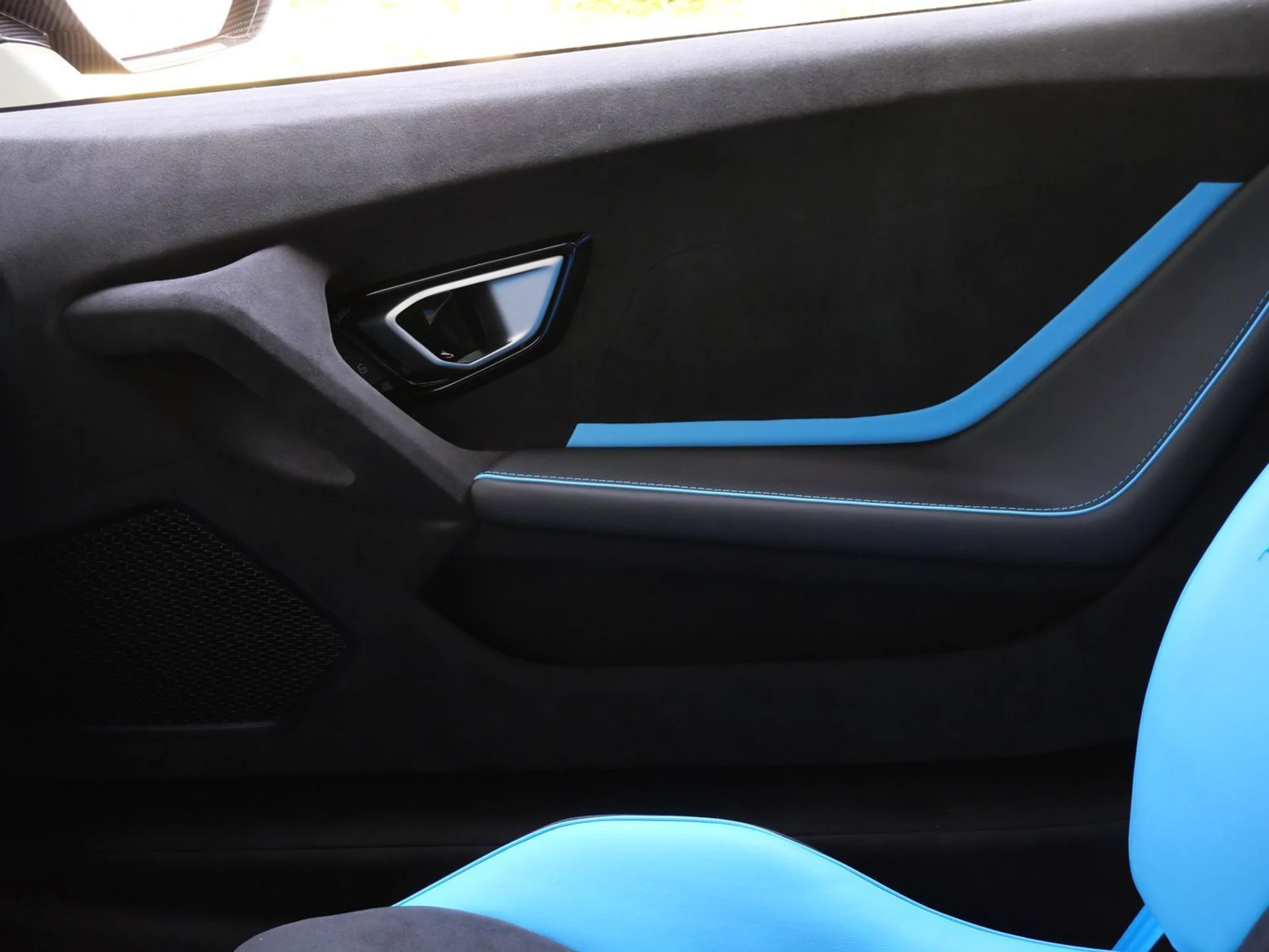 mph019_3538019730_25c81806b0df837967f936fb4d6d64a8x_4166f5027c