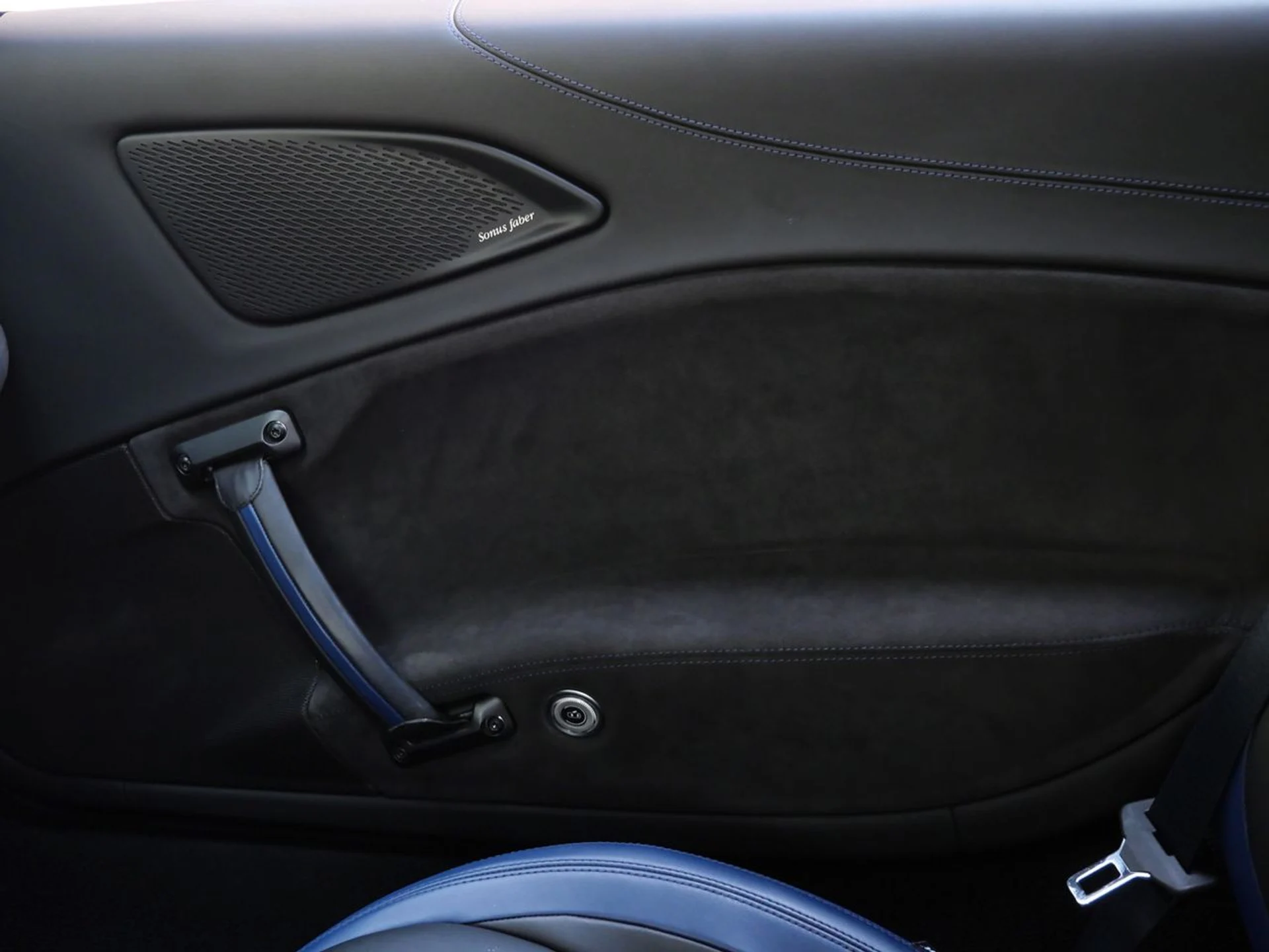 mph019_353823252_c7b1bf3bd0baf656586160dc315fc443x_f23e407205