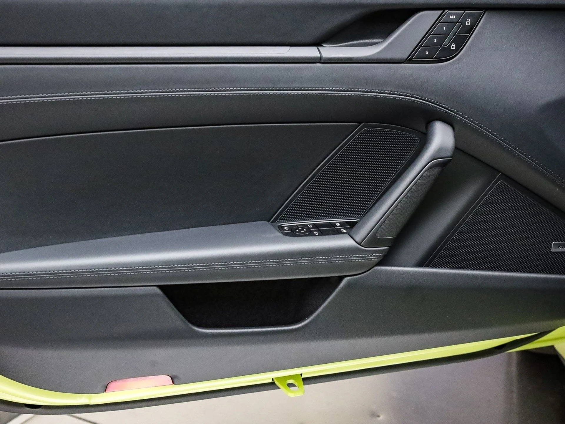 mph019_3540294360_2f8b809e27cace32930528e1e5b6bb1cx_994e09212b