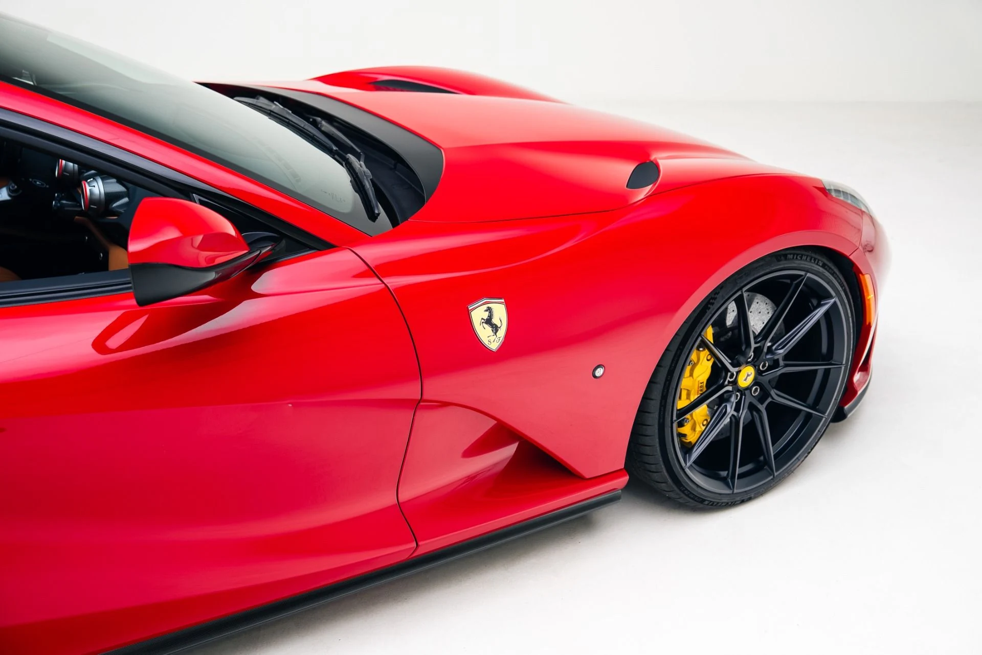 mph019_3547529072_Used_2019_Ferrari_812_Superfast_1766432175_0b3d4d6d65