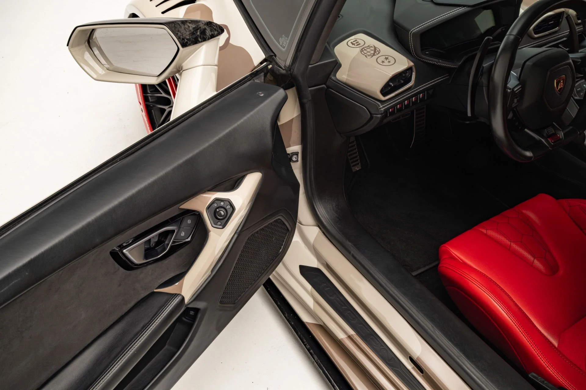 mph019_3563576650_Used_2015_Lamborghini_Huracan_LP_610_4_1777064629_8c02a9c2d2