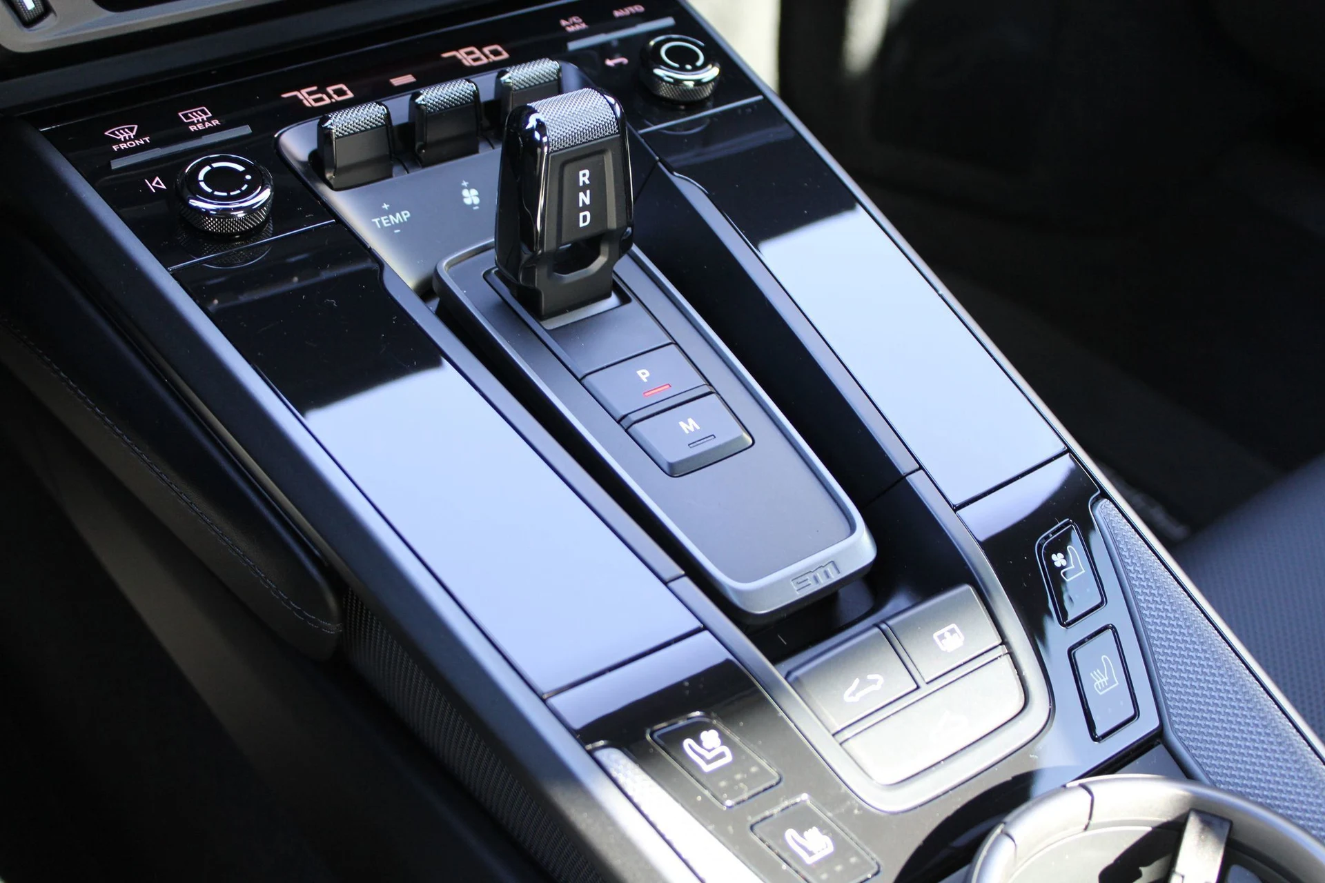 mph019_3566278362_807437af6655f312dcc4973ce5ee6a1c_50bfc35480