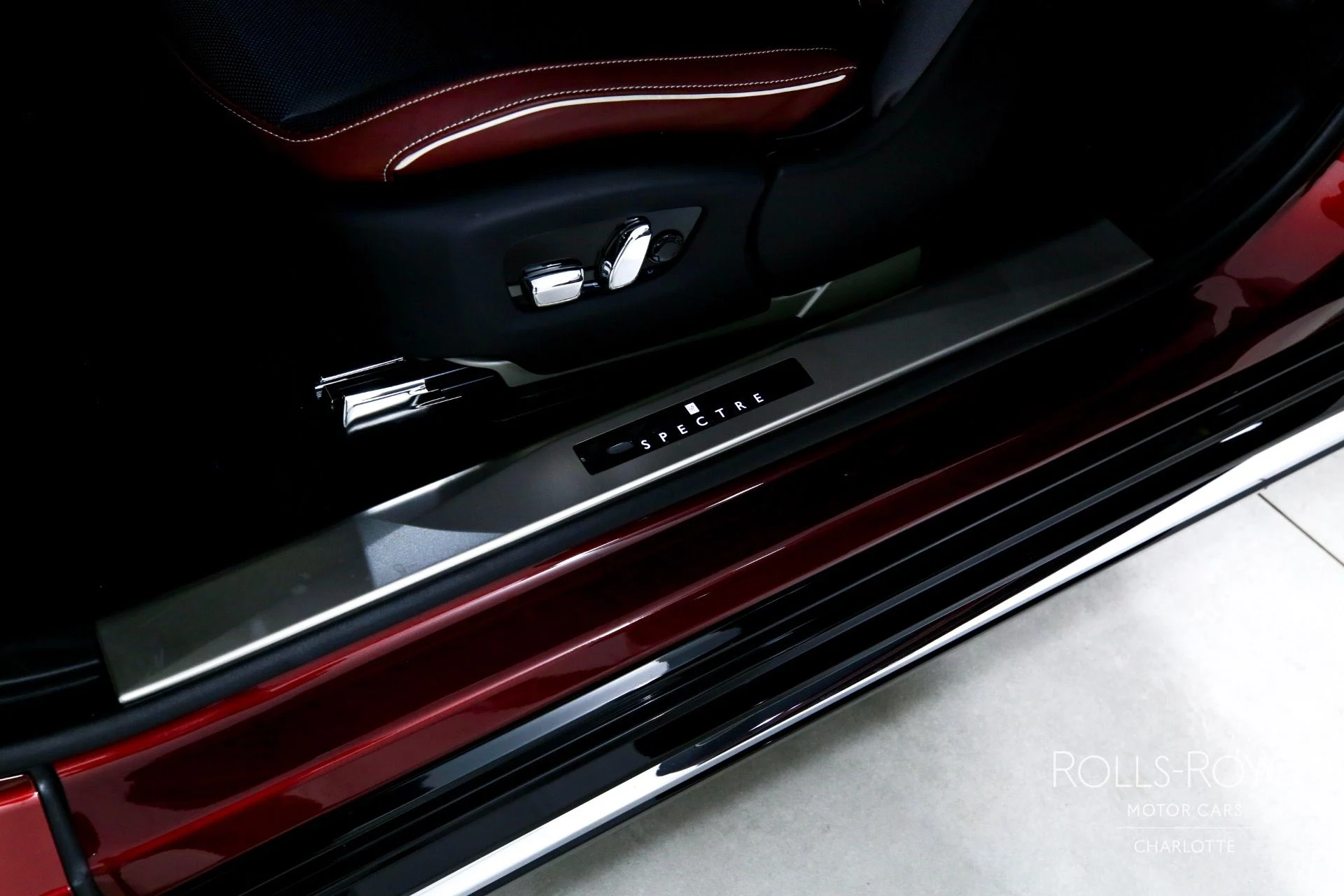 mph019_356667662_Used_2024_Rolls_Royce_Spectre_1750451753_d6c6f97d0f