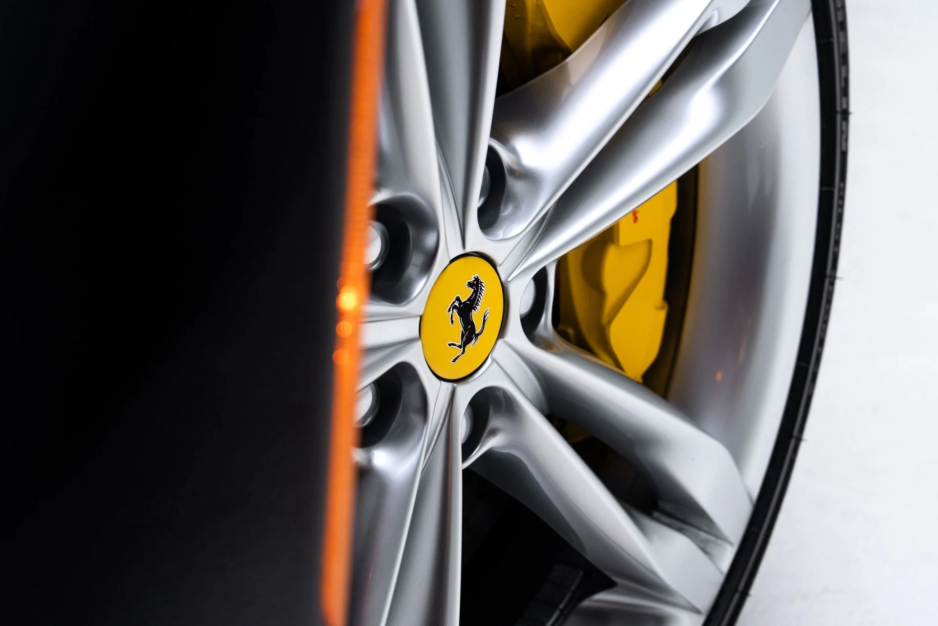 mph019_3567129303_Used_2024_Ferrari_296_GTB_1775861527_02feb0761e