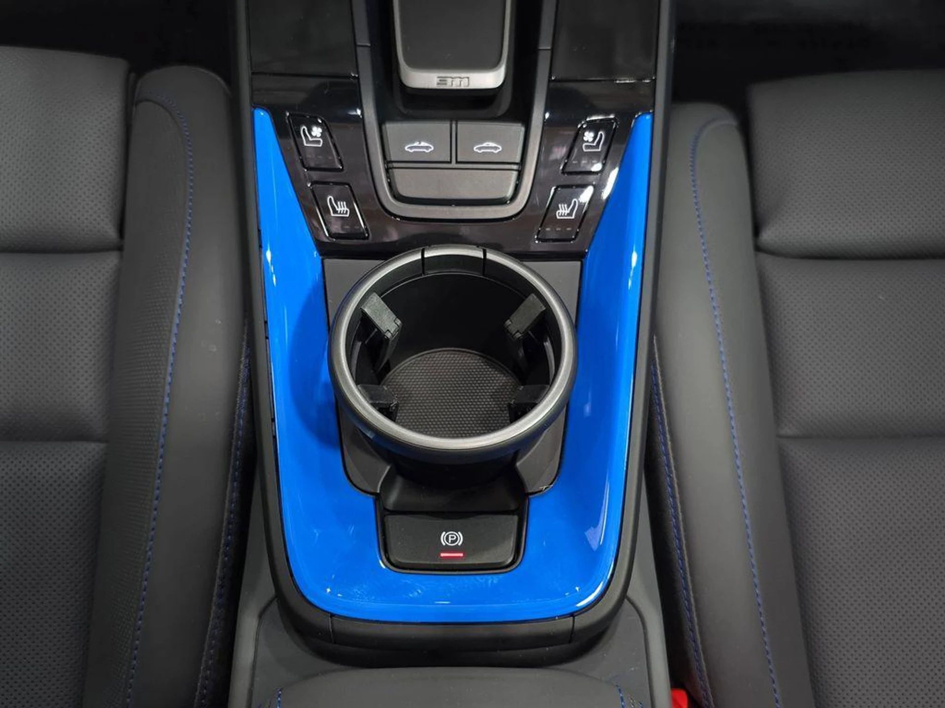 mph019_3577098525_r8s_T_Ex_GWN_3p2_Ewn_R_Qtx_D5_Awj_Jo_d5d1d05ad2