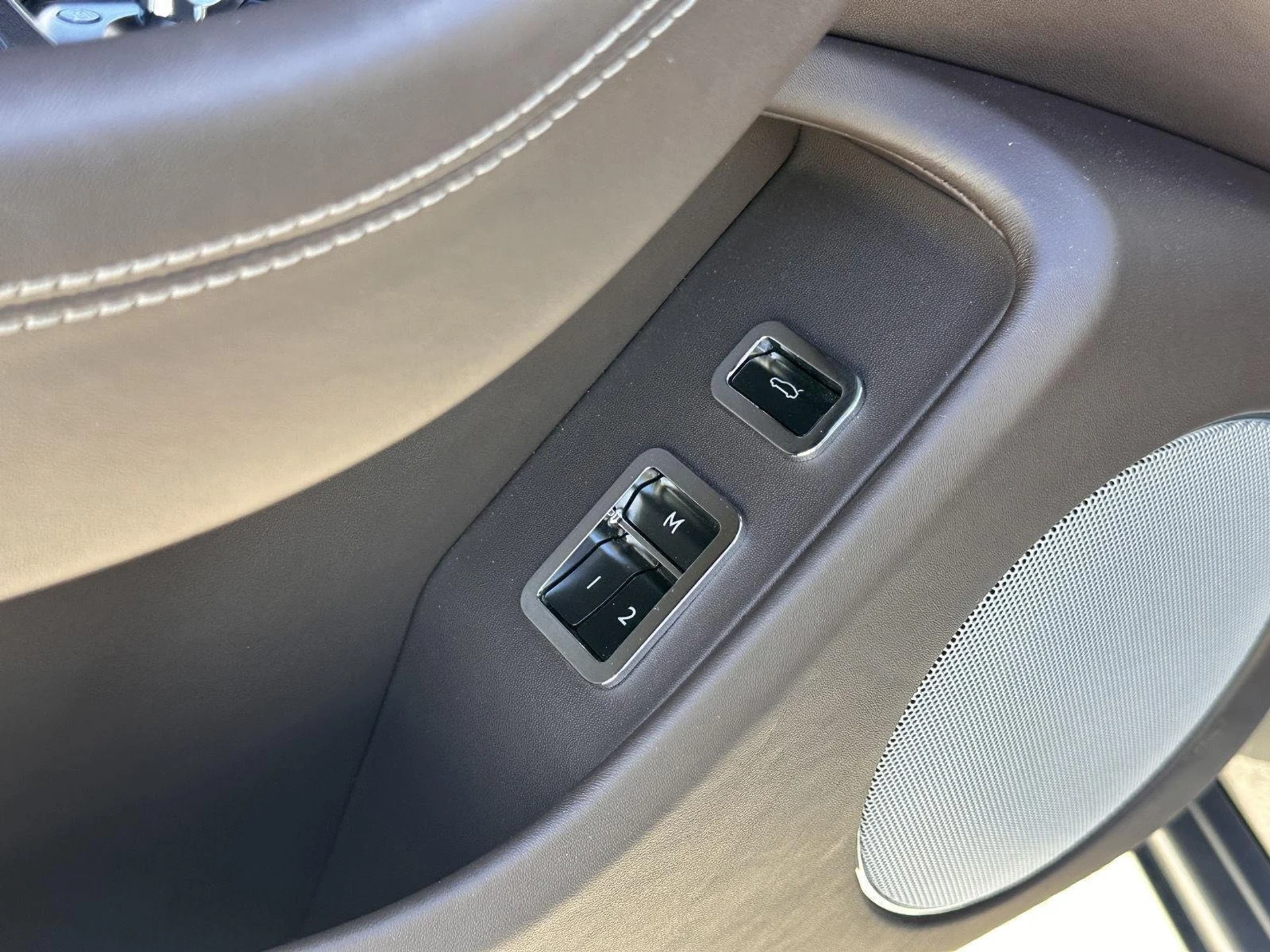 mph019_3579351914_0305959aa0f4d1ba5bd52089baffb1bb_071648b202