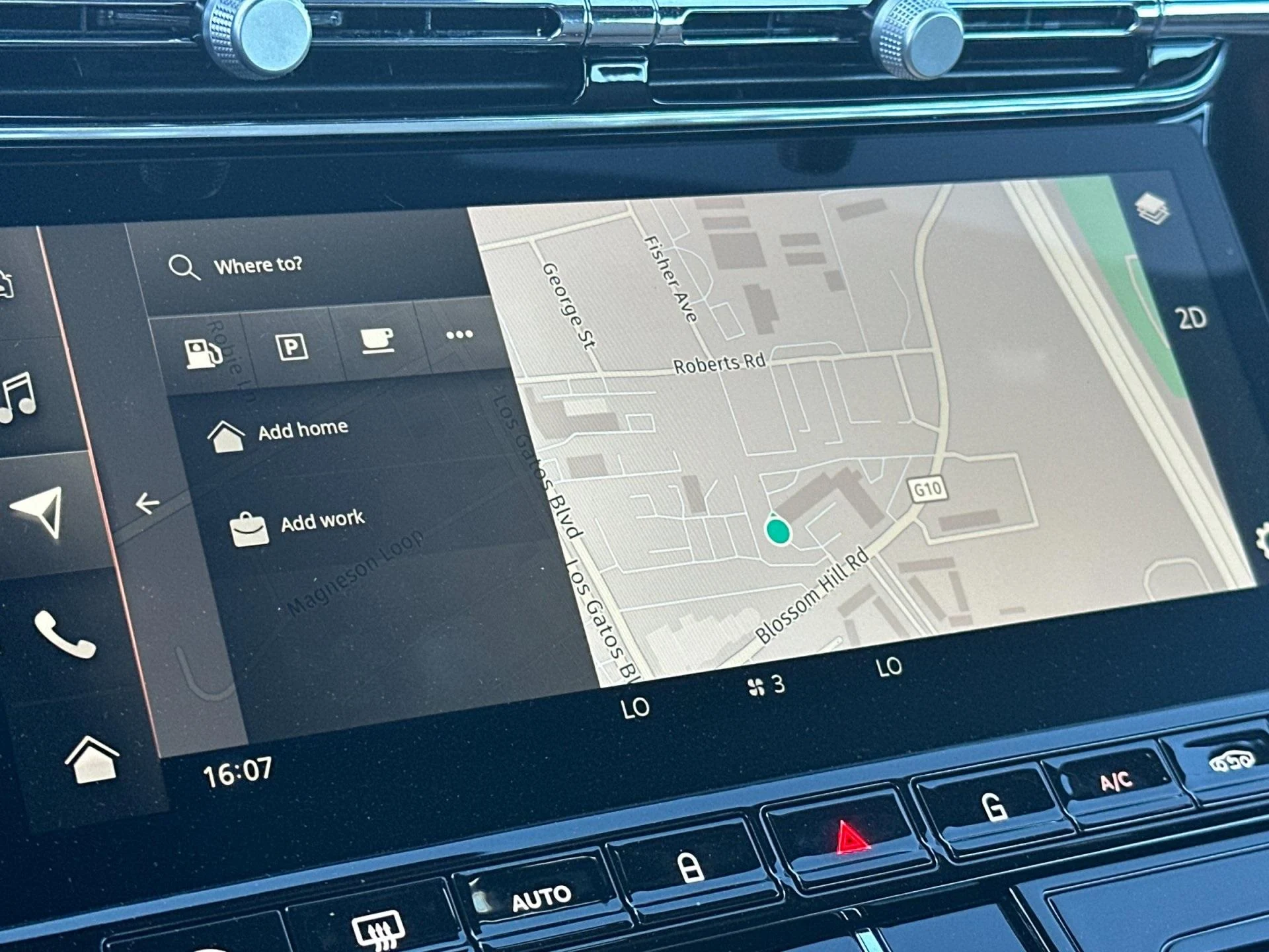 mph019_3586946848_New_2025_Aston_Martin_DB_12_1761746942_c3a1c4ecfc