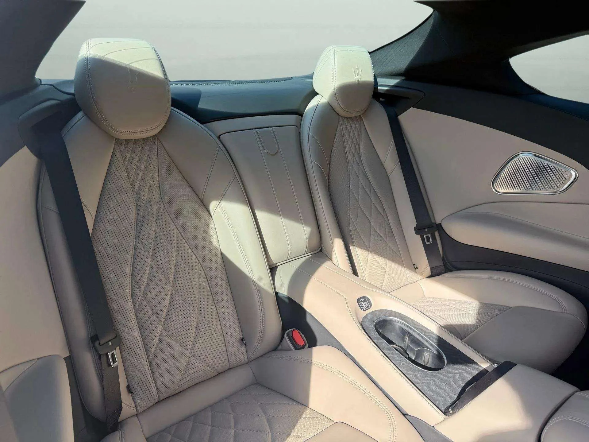 mph019_359306203_028a0dee186c40848d9267ef0e7bb19d_574d18085c