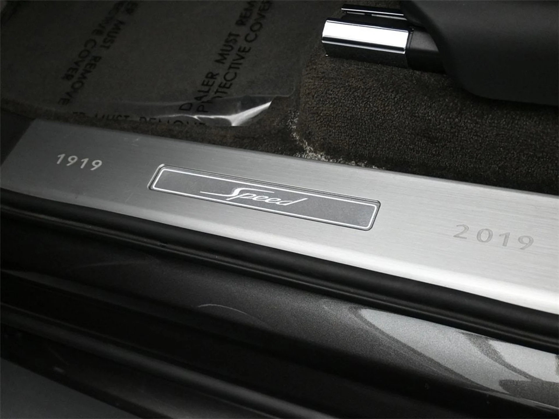 mph019_3599507216_a3350912e0db51a82784f2118384bfb9x_067953f1ed