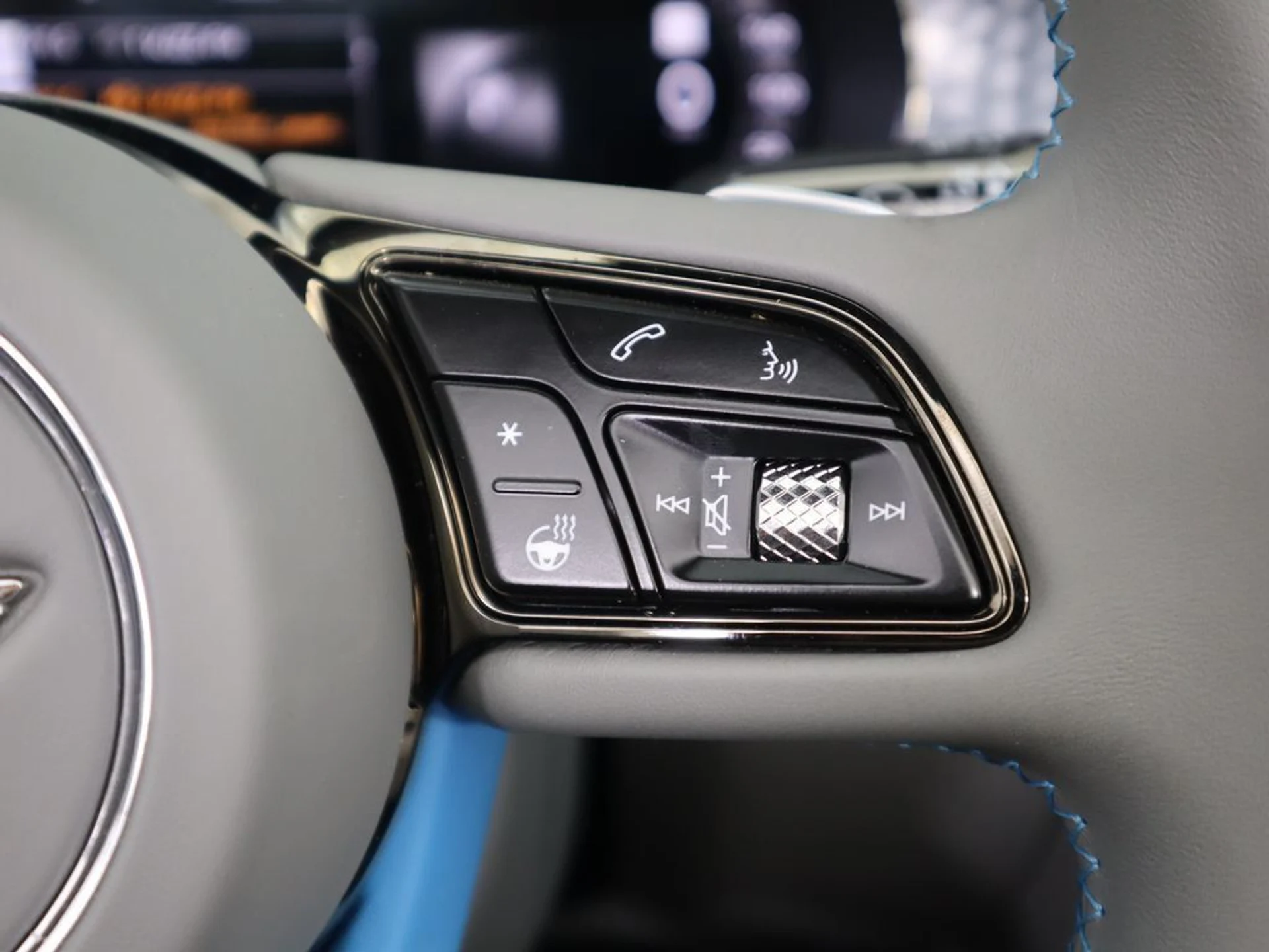 mph019_360137714_used_2025_bentley_continental_gtspeedconvertible_8119_22941730_20_1024_45f328b503