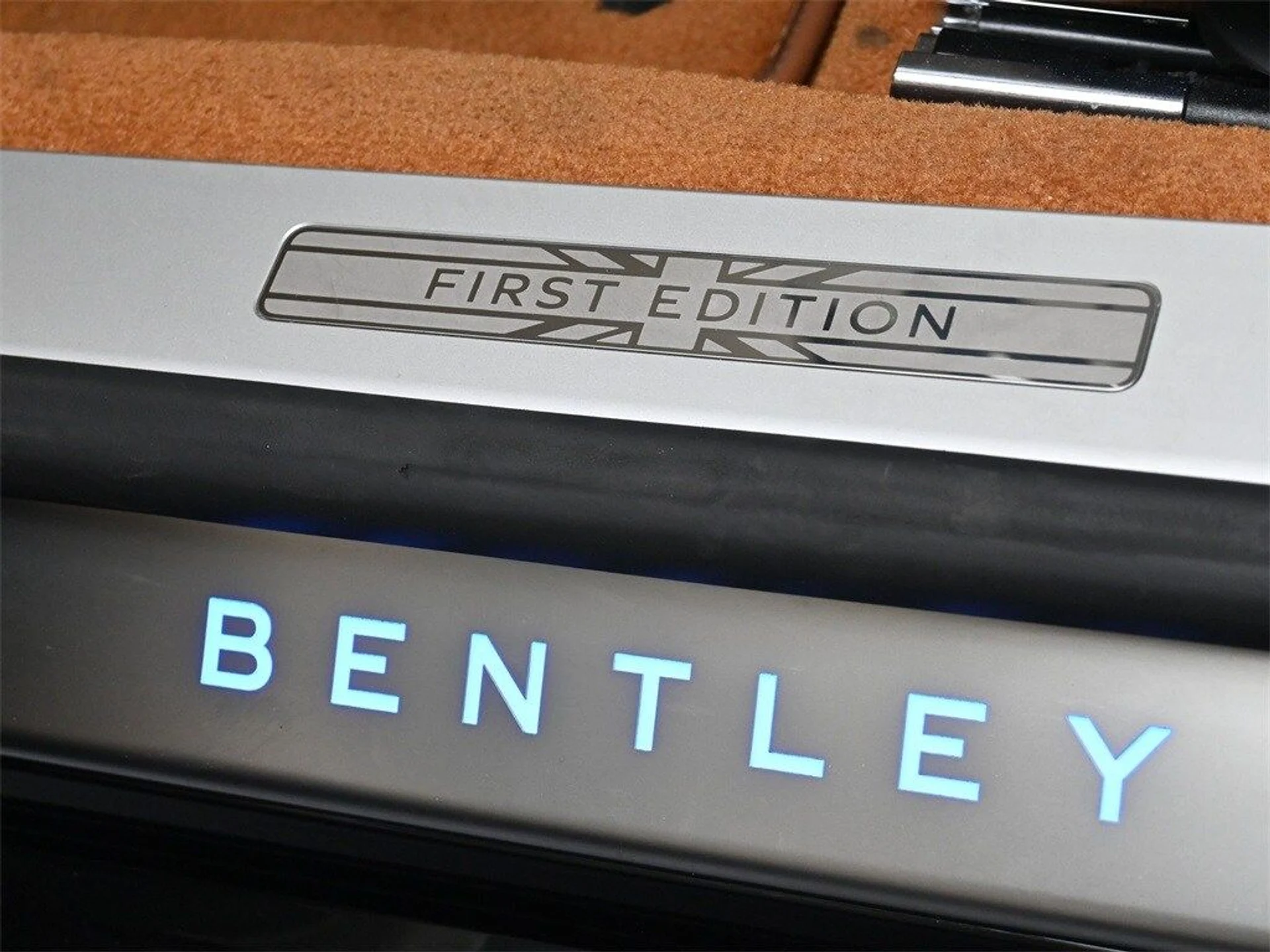 mph019_36035288_e92d52158f37487453668642fa0cd07ax_37a5853500