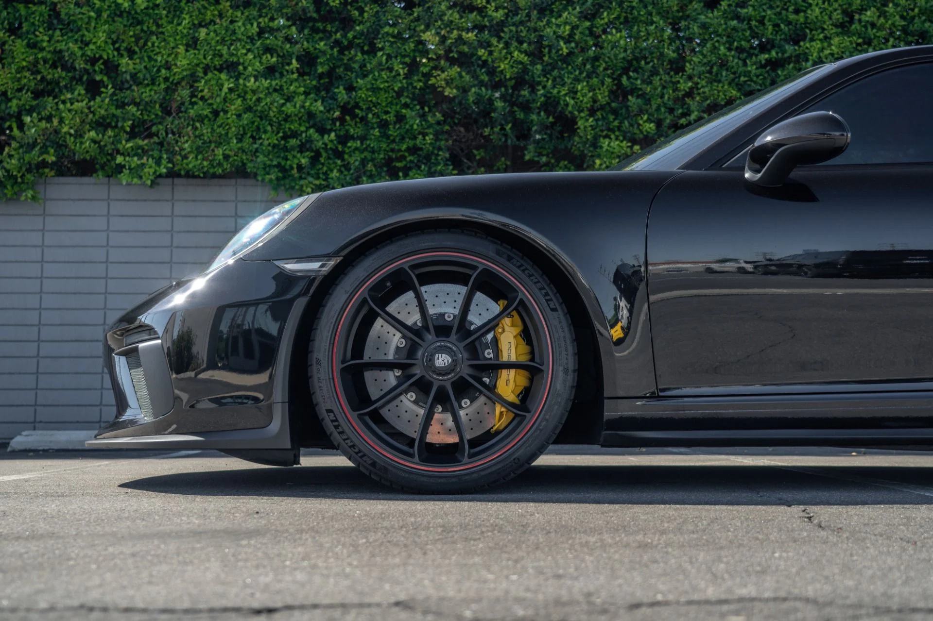 mph019_3604500358_Used_2019_Porsche_911_GT_3_Touring_1760739236_c1a642755f