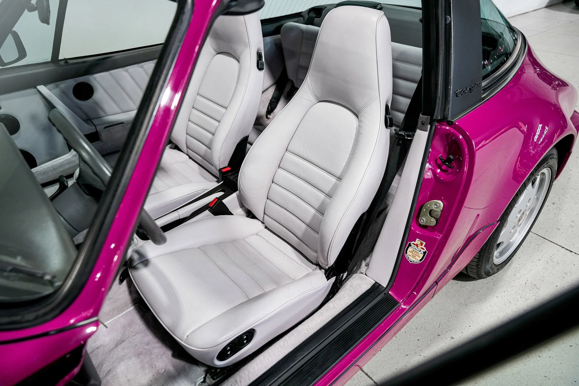 mph019_3606666515_ff93e08bf947bb4d63f81bf15e754c6cx_6c9ed9104a