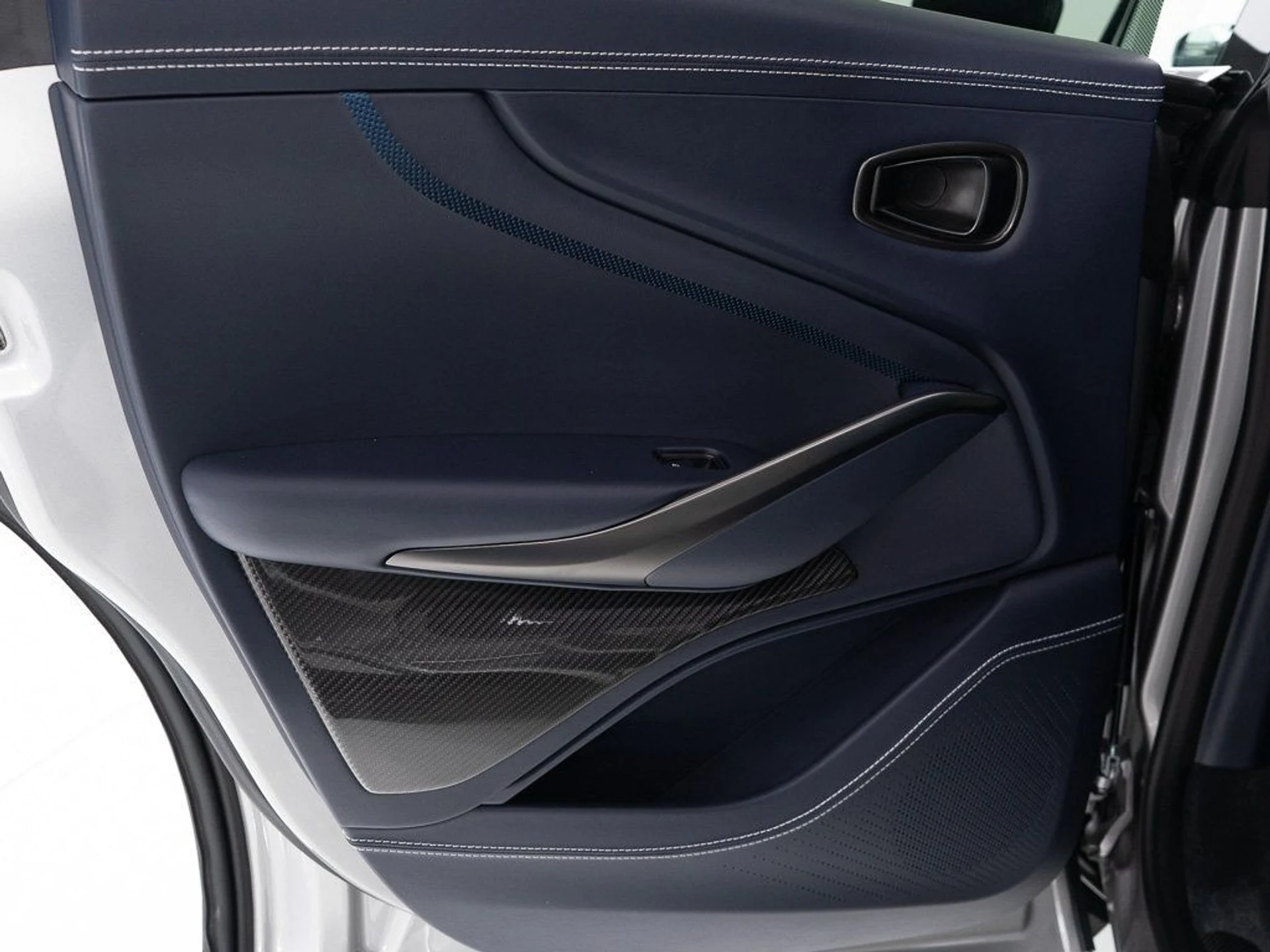 mph019_3610318181_ea852a417790af9359f7c111bb254959_34c7ba6fae