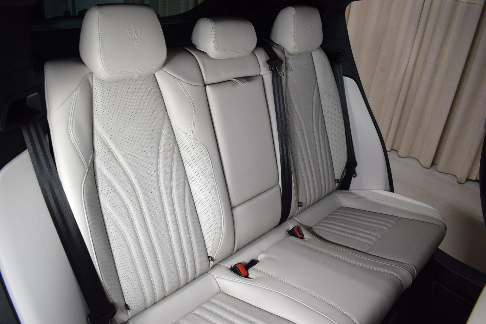 mph019_3613156198_3ec26a294e68b347f46b69c1cdd366a6x_8f58010694