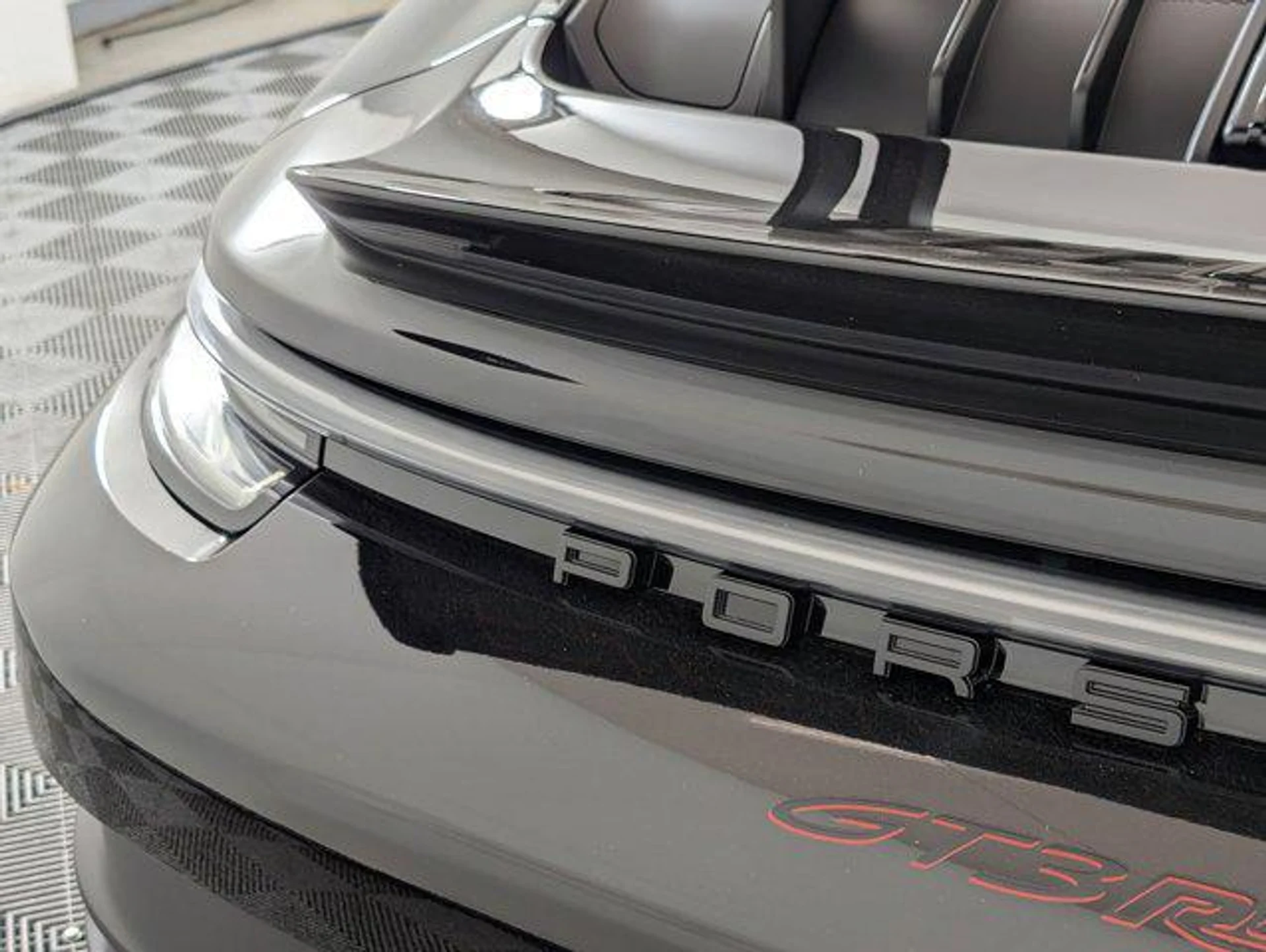 mph019_3615498079_ej_Gp_P_Uxs_Chvp_Fv_Mn31jdtck_YS_8_E_3636adc883