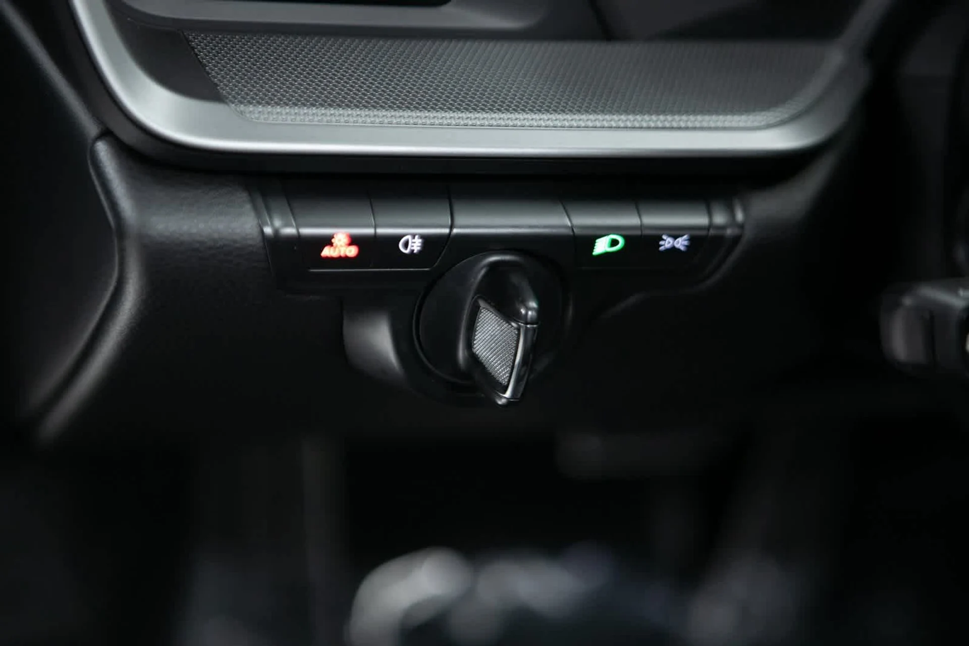 mph019_3615914942_ee12552a971458a8ed96599956cab76ex_47df4fa421