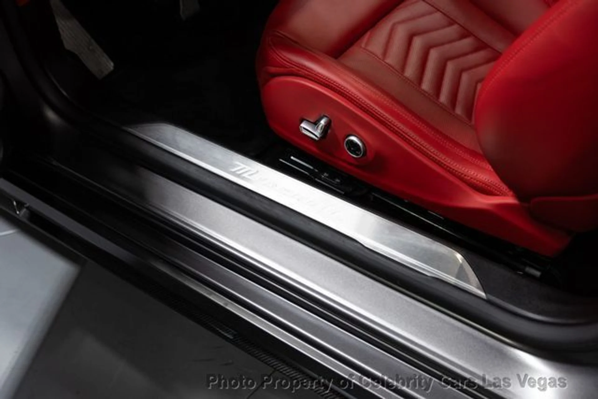 mph019_3616140052_used_2024_maserati_granturismo_trofeo220kmsrp_9707_22989777_24_640_8c2ed06441