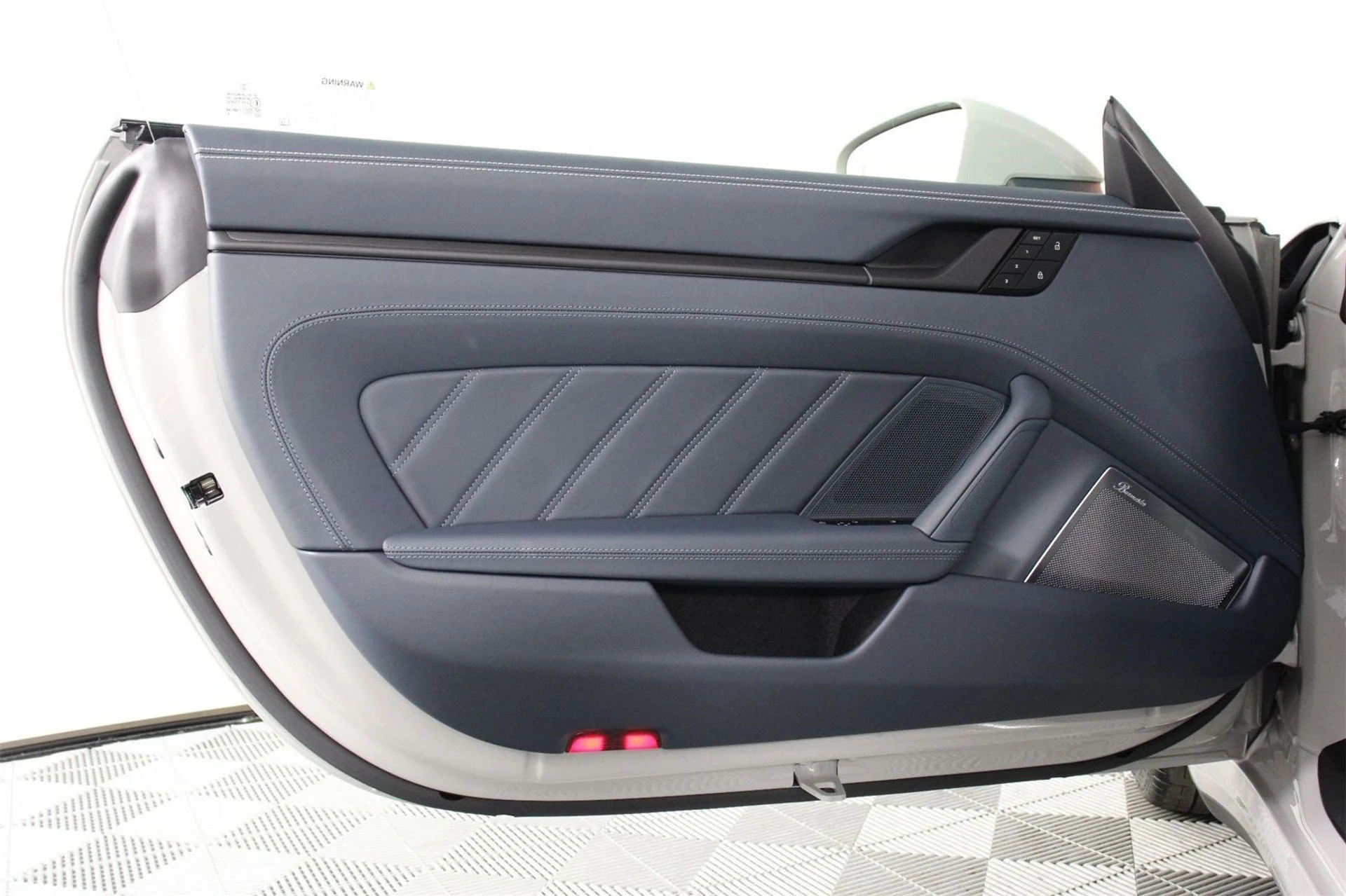 mph019_3616569435_50b97fe75156a69491d0078c39e3d576_5ac58a8461