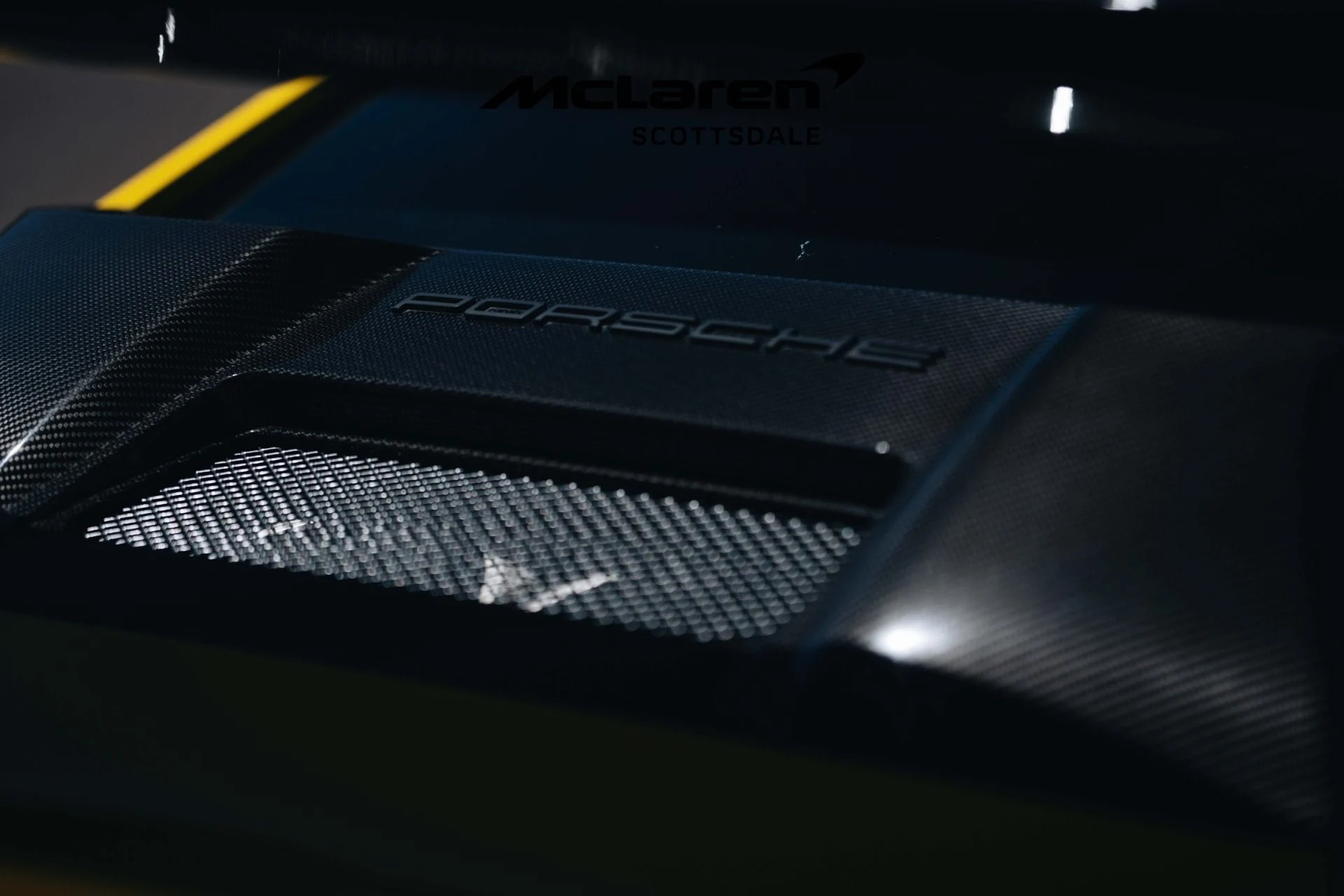 mph019_3618669674_Used_2018_PORSCHE_911_GT_2_RS_1746157712_97af13f45e