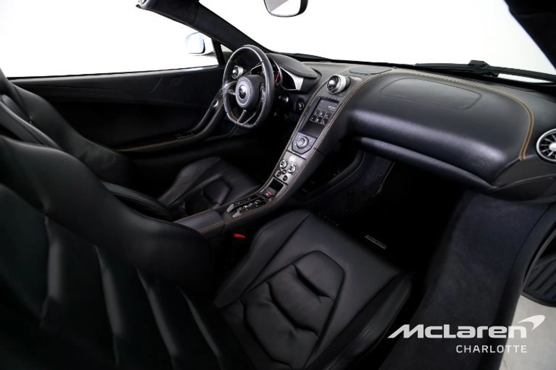 mph019_3618782120_Used_2015_Mc_Laren_650_S_Spider_5af4b07f26