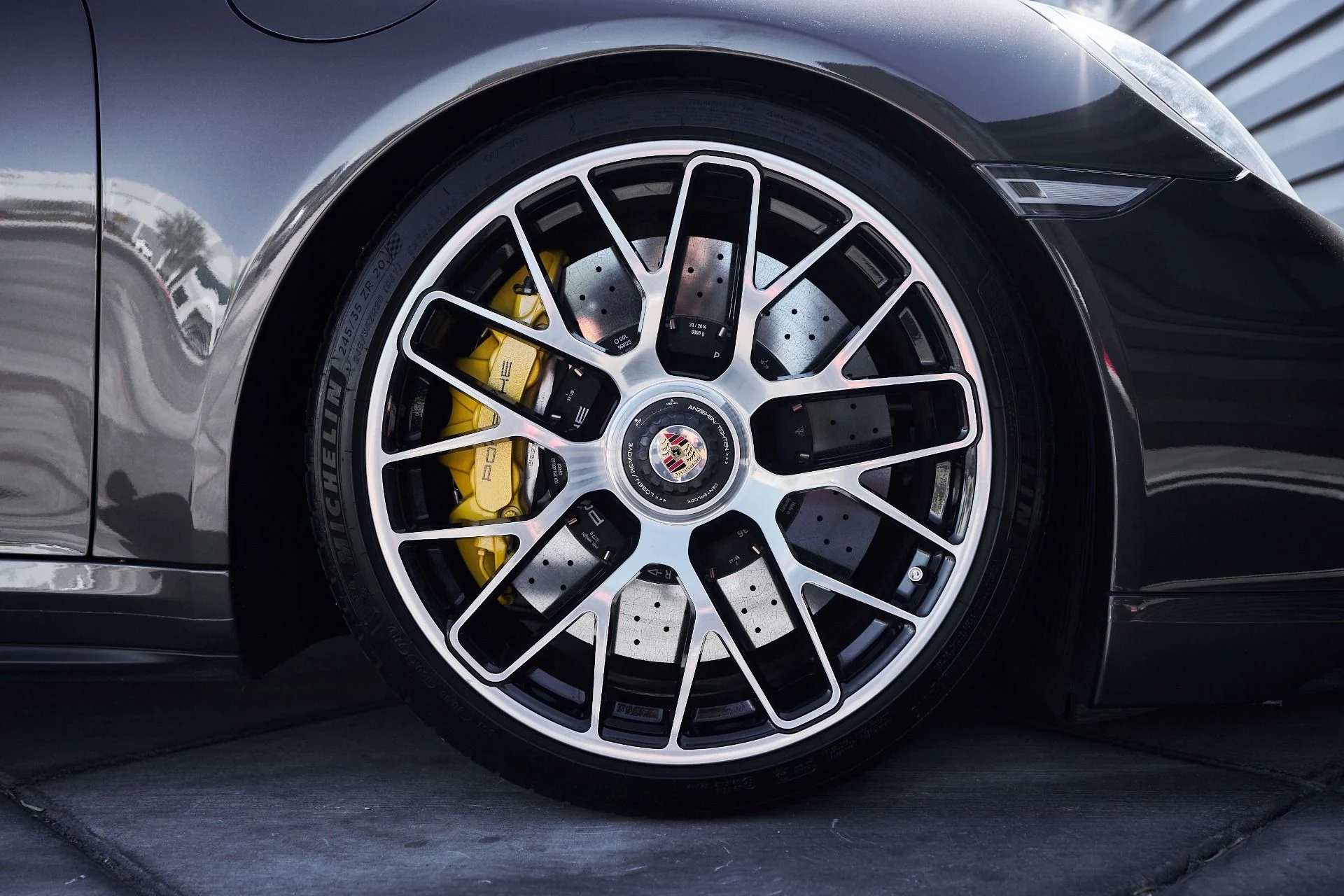 mph019_361897055_Used_2015_Porsche_911_Turbo_S_1759451659_a94a4570ae