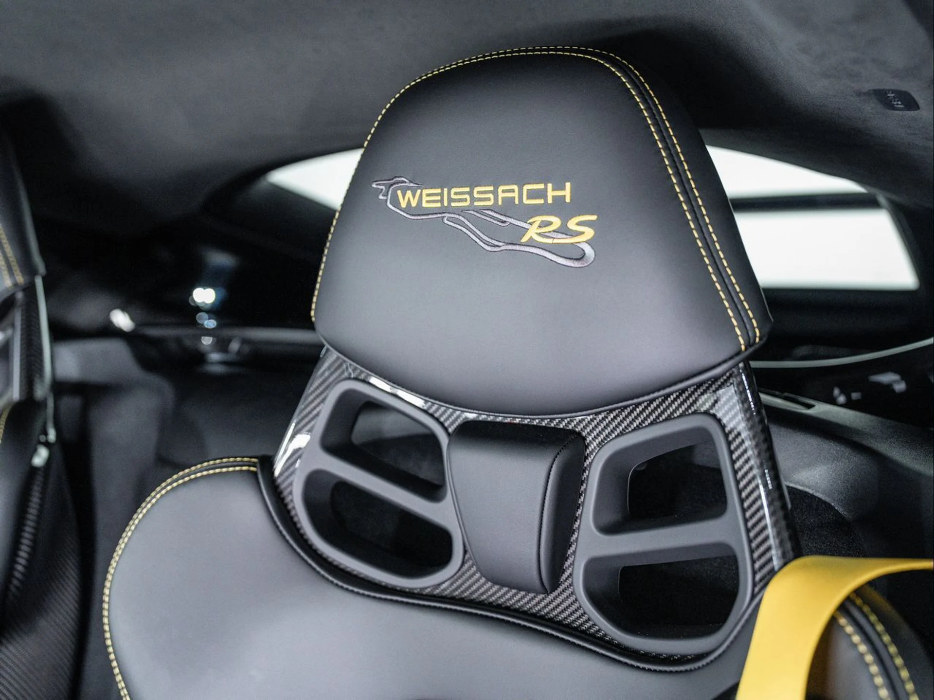 mph019_3619825175_efbd4a2a4cb03081b68f4e58e09afa43_e2508d07a0