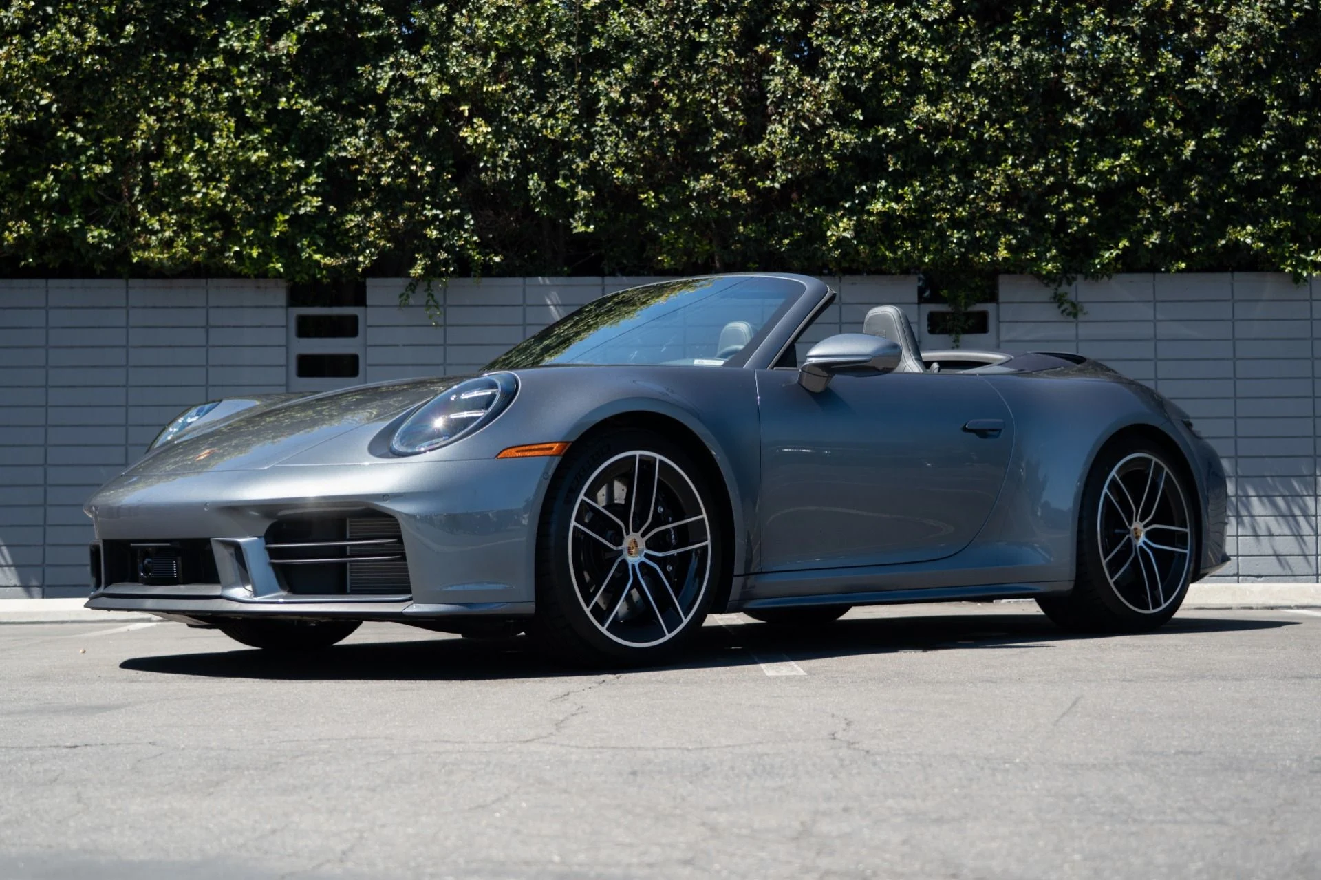 mph019_3620602184_Used_2025_Porsche_911_Carrera_S_1757361864_c151b2e0b1