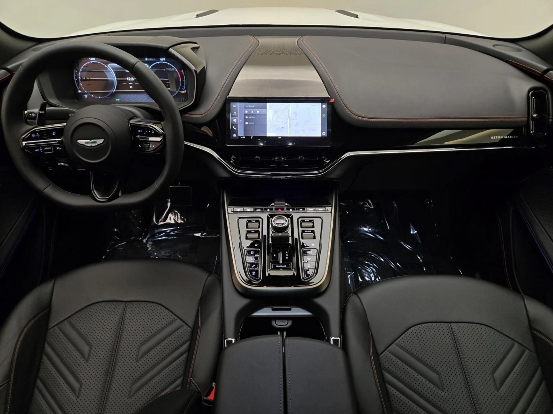 mph019_363153620_New_2026_Aston_Martin_DBX_S_1776835387_650bd83f52