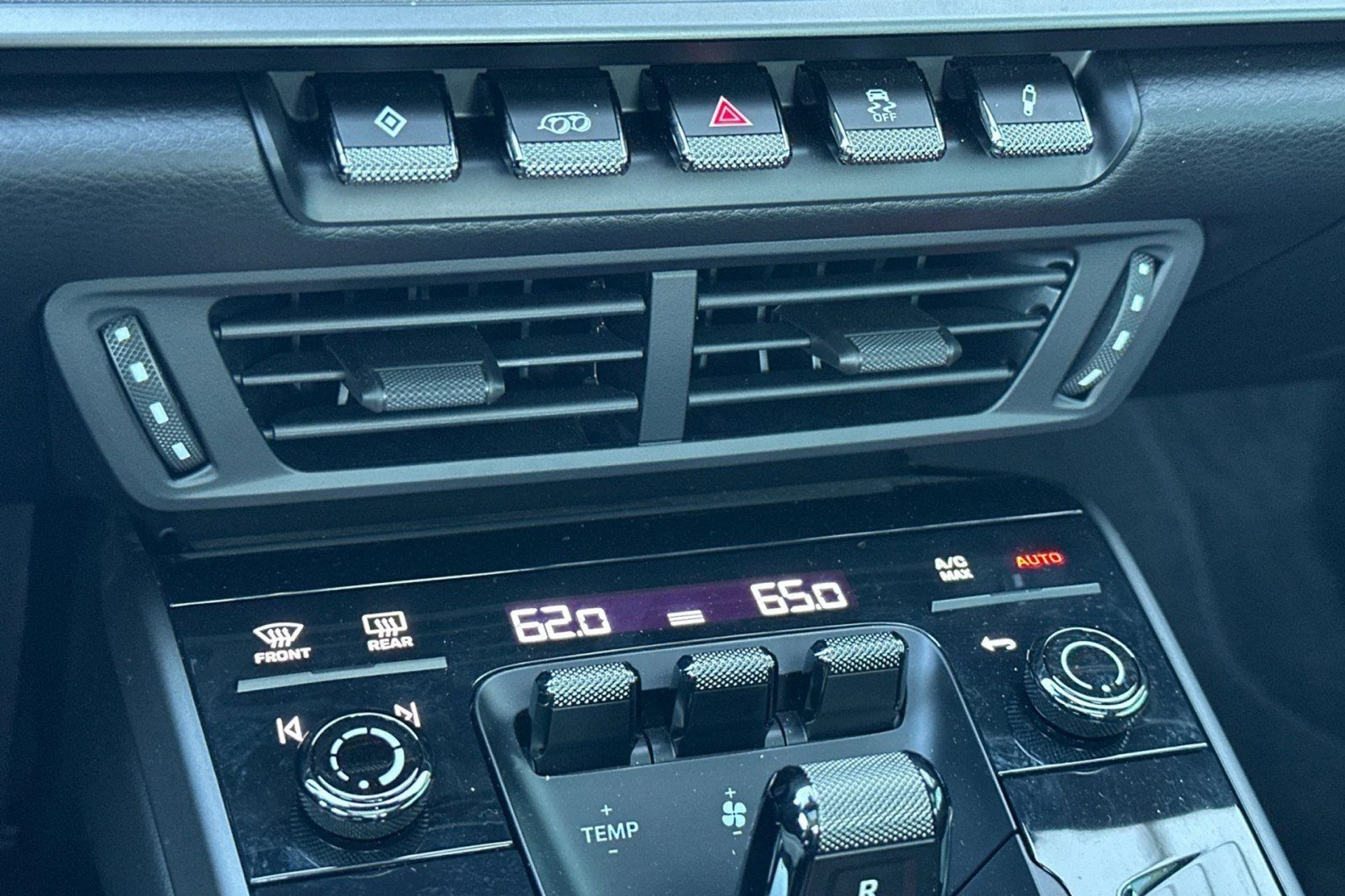 mph019_3633114753_a58118b8cd33b251de3b209d23c60d48_e5d2f8986b