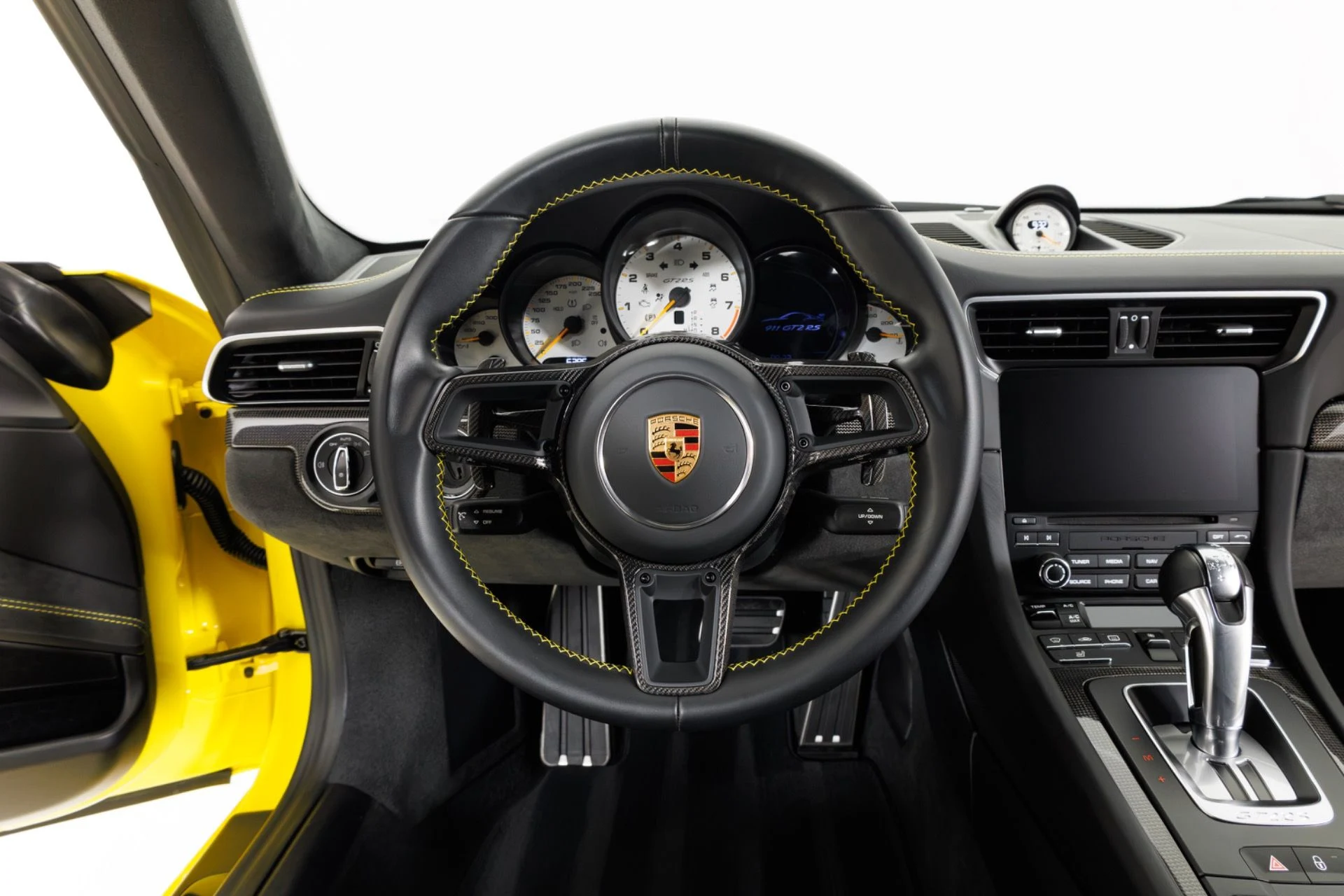 mph019_363685503_Used_2018_Porsche_911_GT_2_RS_1787778676_2d85cfe4c8