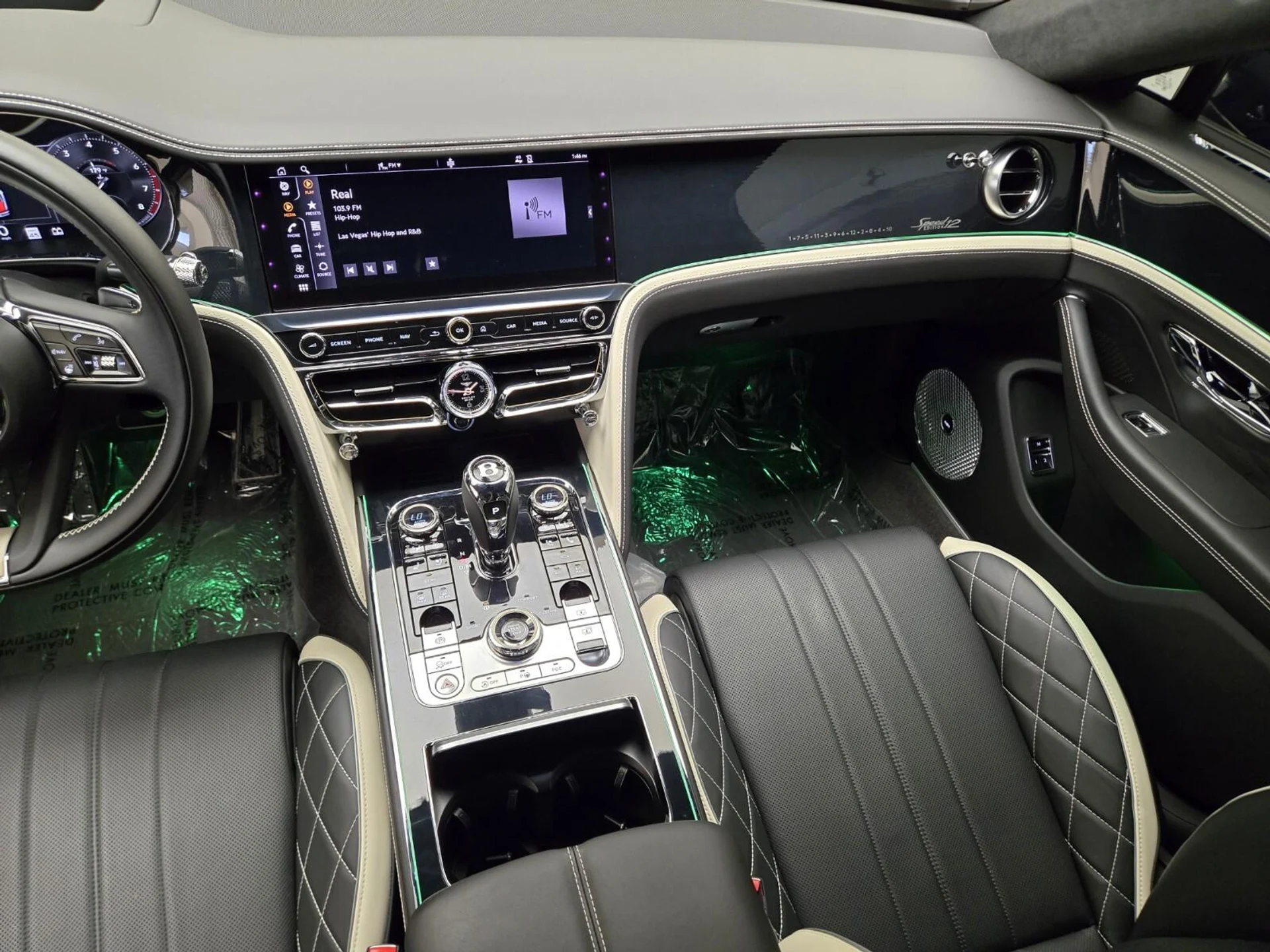 mph019_3640618505_Used_2024_Bentley_Flying_Spur_Speed_Edition_12_1784266926_10da27b0aa