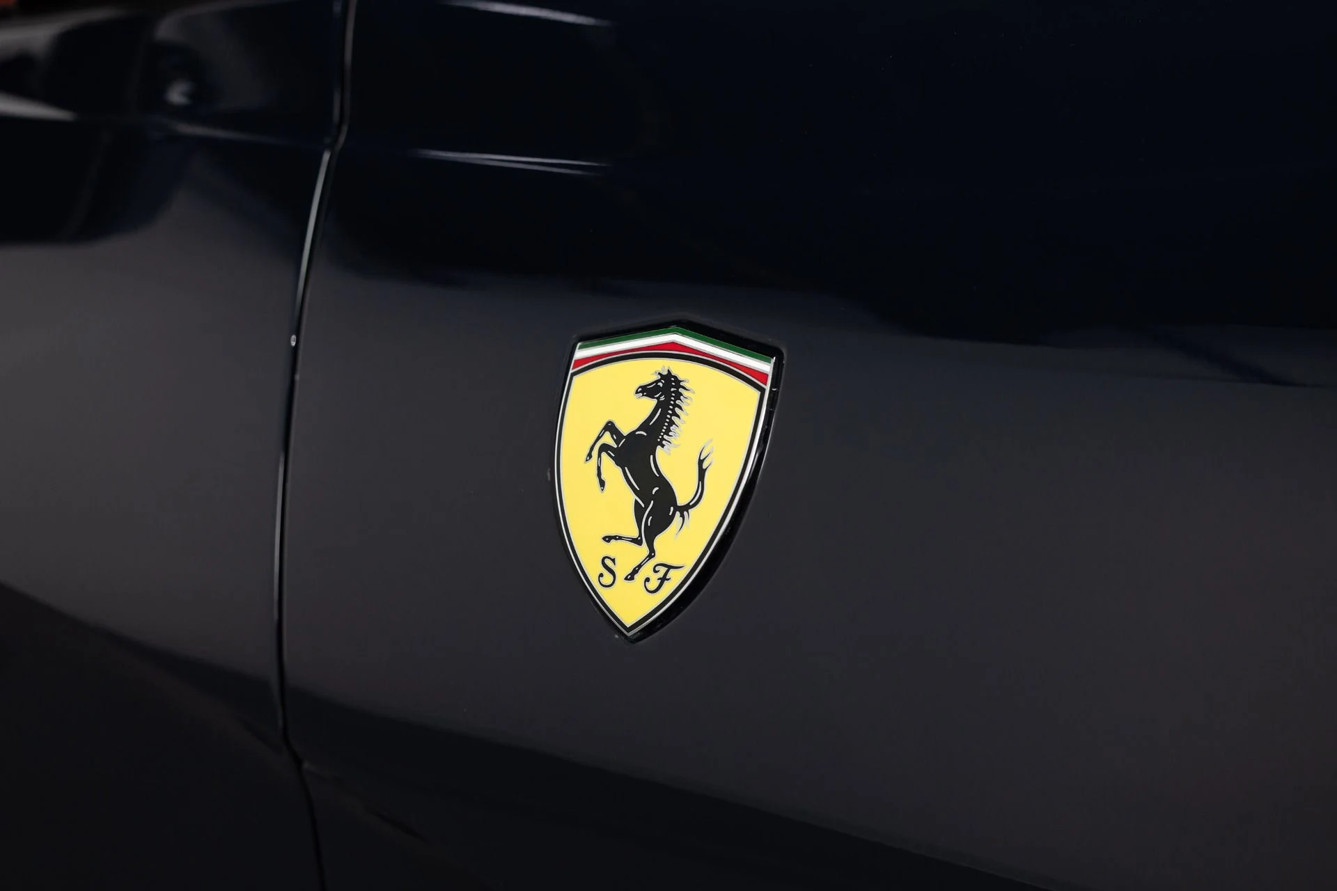 mph019_3641737203_Used_2020_Ferrari_812_Superfast_1779459079_8cfa9430ee