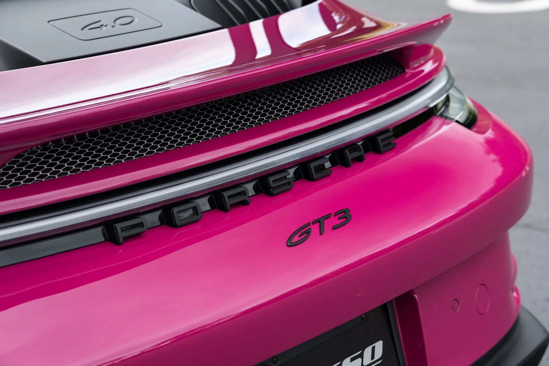 mph019_3654705176_Used_2024_Porsche_911_GT_3_1776966322_8127de8a2f