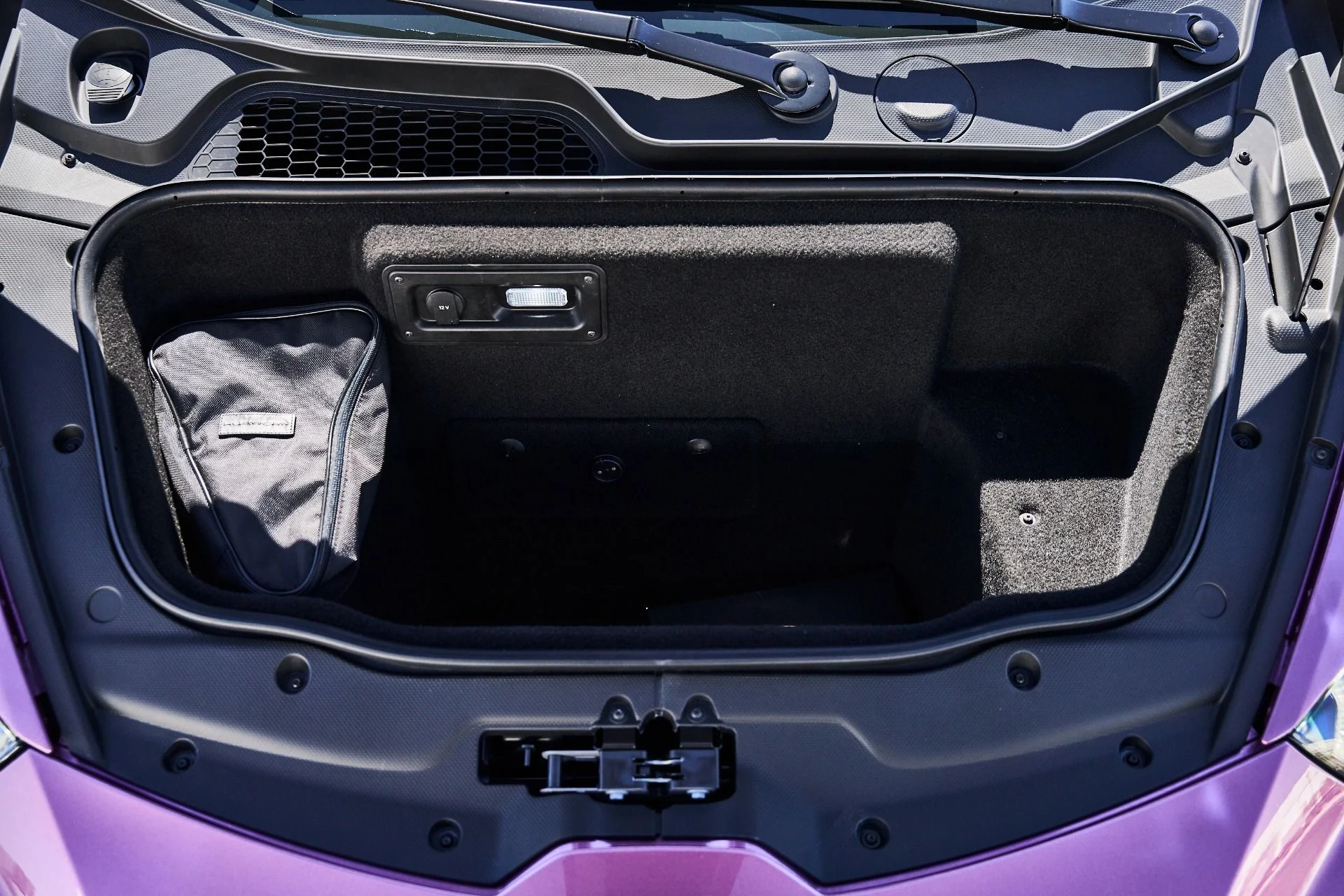 mph019_3658809082_Used_2023_Lamborghini_Huracan_Tecnica_Base_1781137497_da9c42a0cc