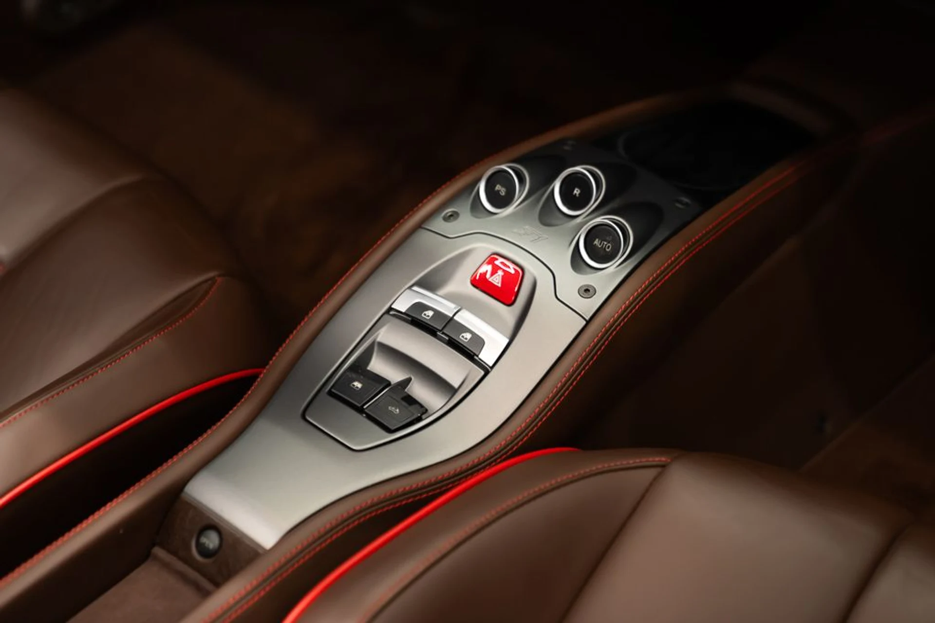 mph019_3659586670_ferrari_458_italia_2013_jpg_v_1762274091_ec09659ff4