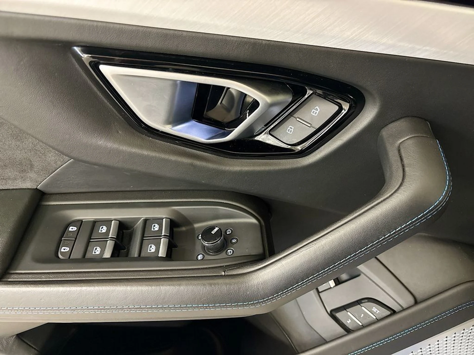 mph019_3660625092_8515aa4a9c93111810fa25e9859eab83_0081956861