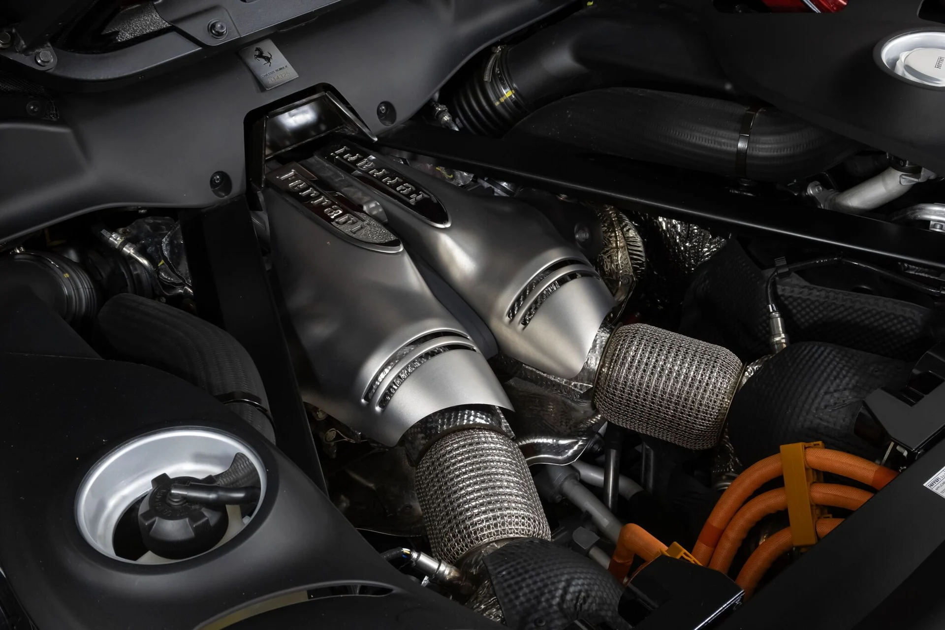 mph019_3668689835_99e3badd4d5100167dbddda016be6614_5c359eae1e