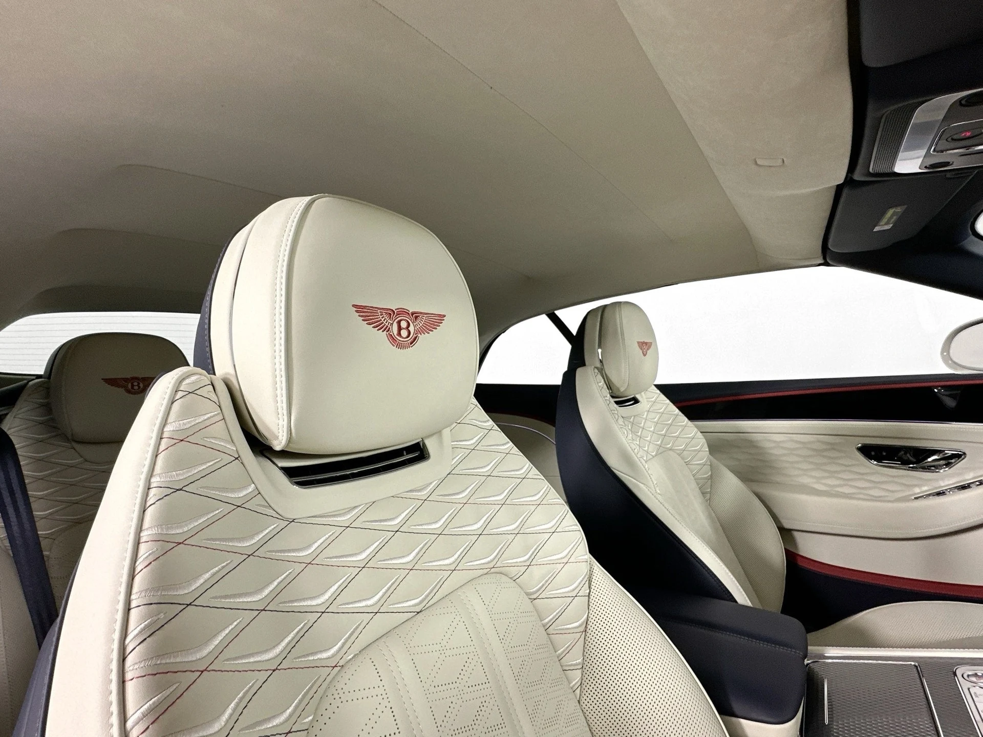 mph019_3670917072_20_079e6dd5c9