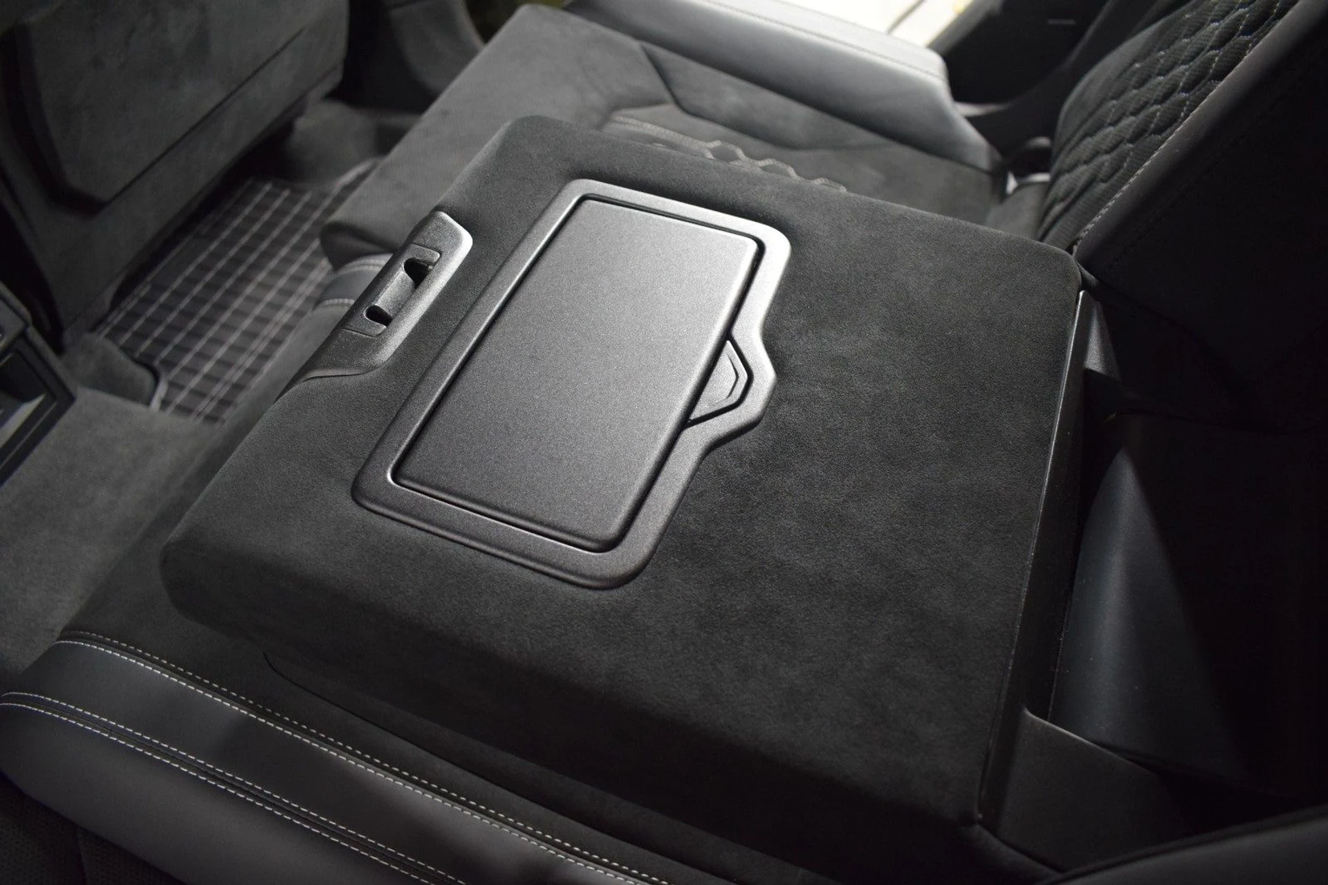 mph019_3677956594_e0bdb76dc067a0f6f808a9bea979671bx_75273624b9