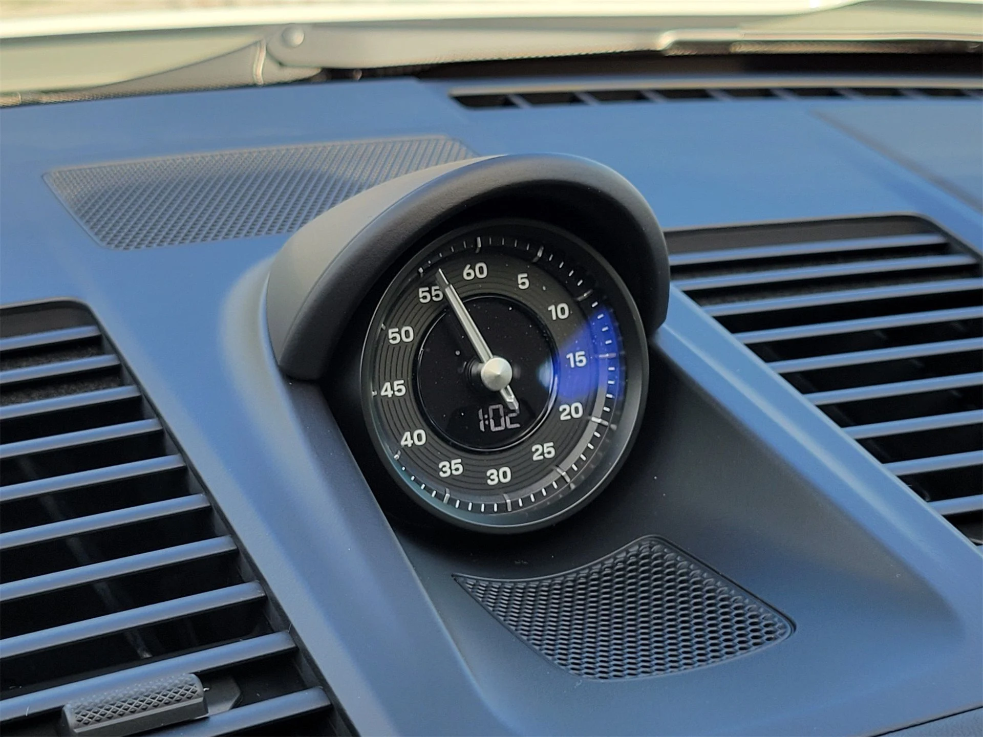 mph019_3678780115_63f5eb95ae54aa8166432865a545ae39_d0eb530947