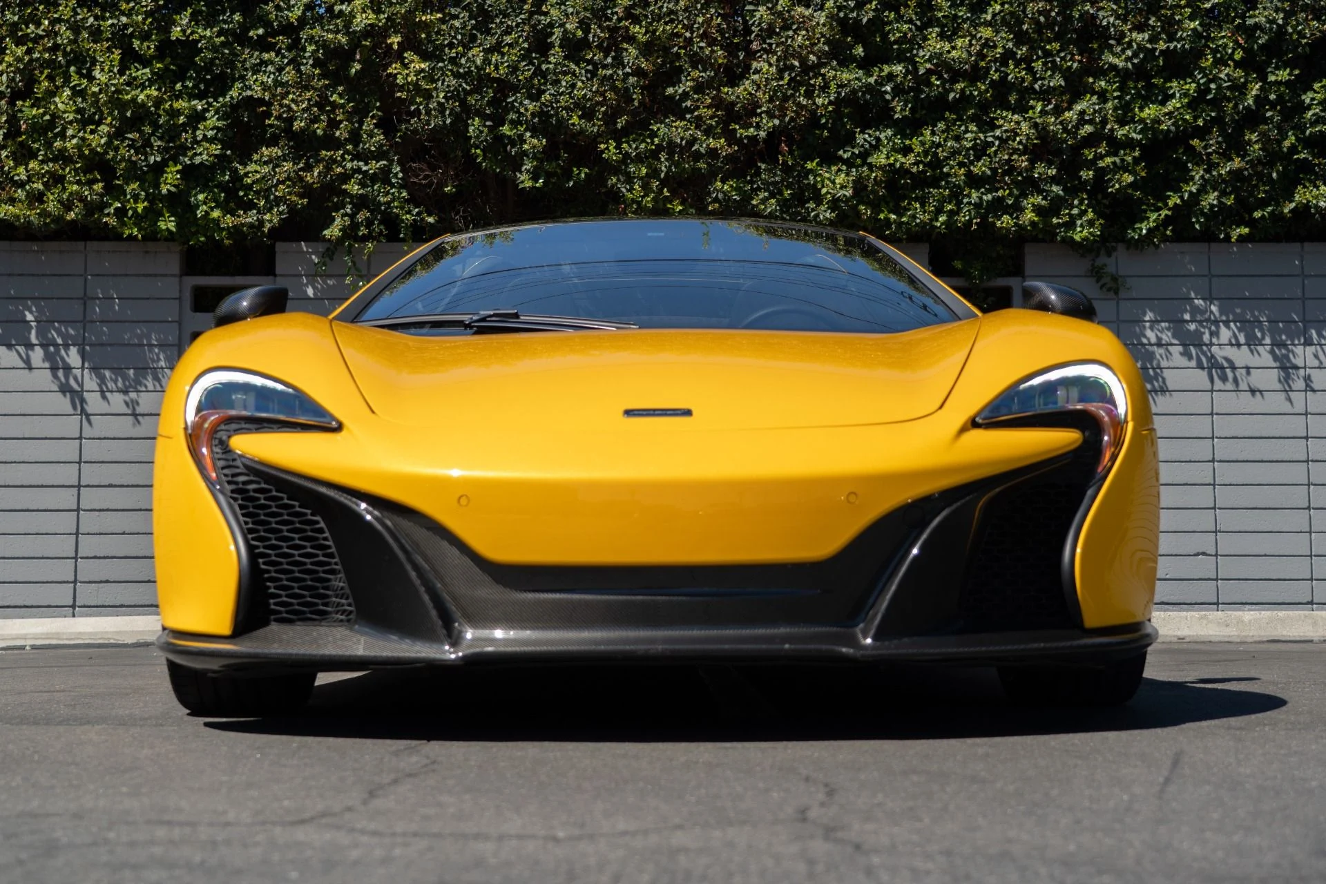 mph019_3686416673_Used_2016_Mc_Laren_650_S_Spider_1757368630_d83e89a643