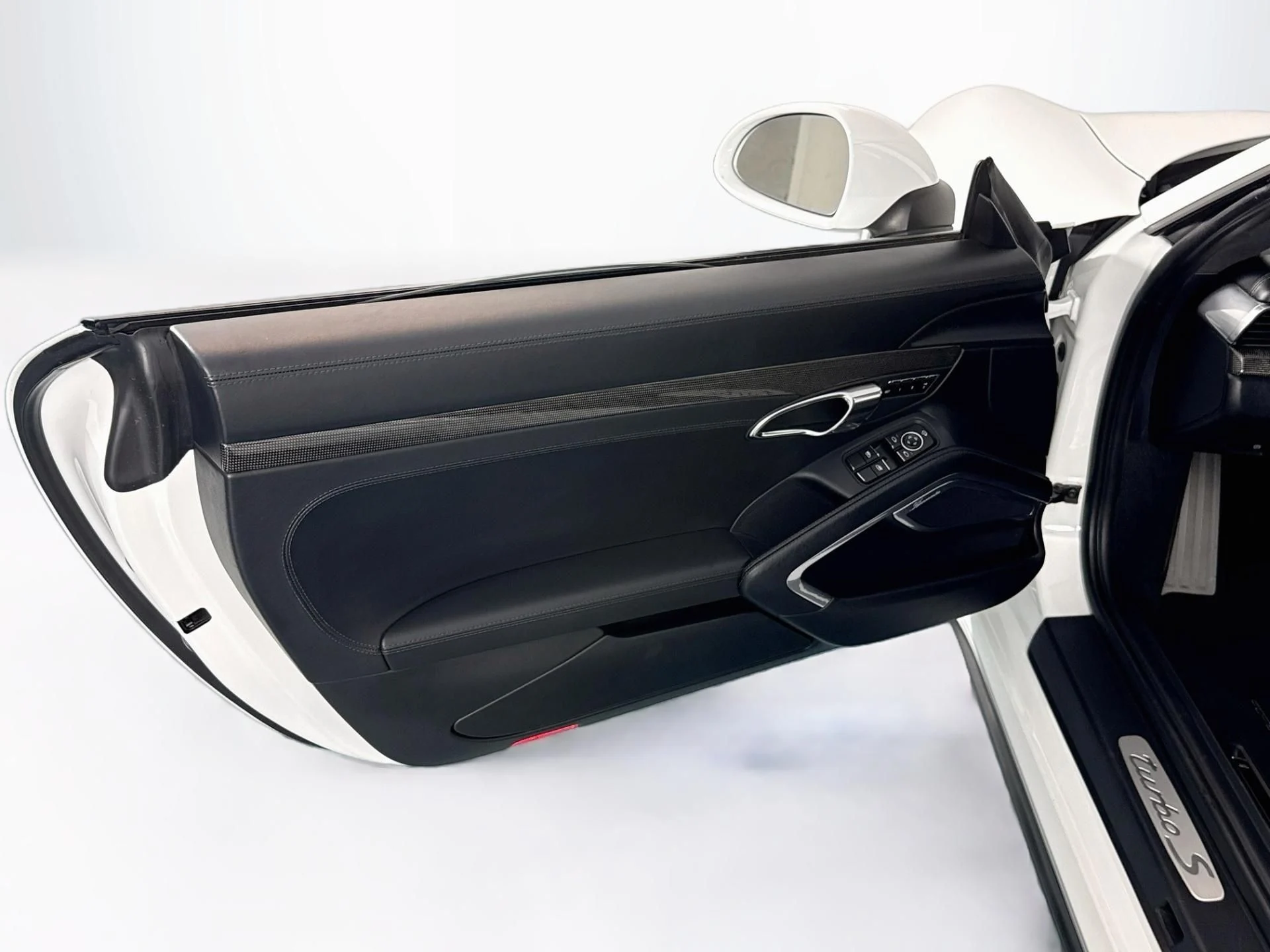 mph019_3687208314_Used_2014_Porsche_911_Turbo_S_1791570335_107d4b464e