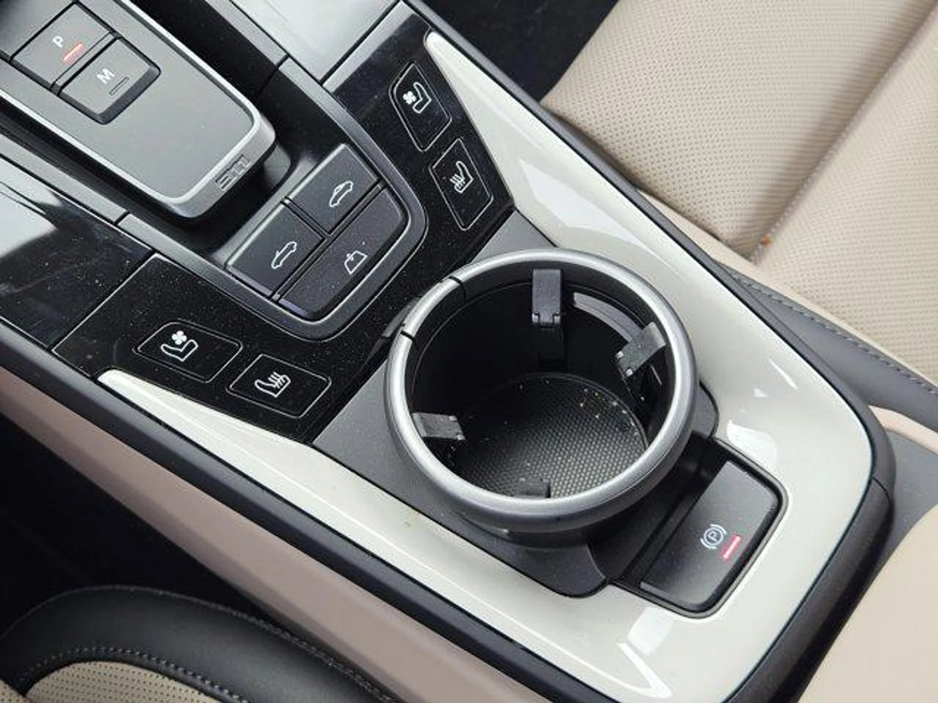 mph019_3687732469_F1x_RL_0_07u_D1_Av57_Wk_P53_J9_S_JI_c7f75f312e