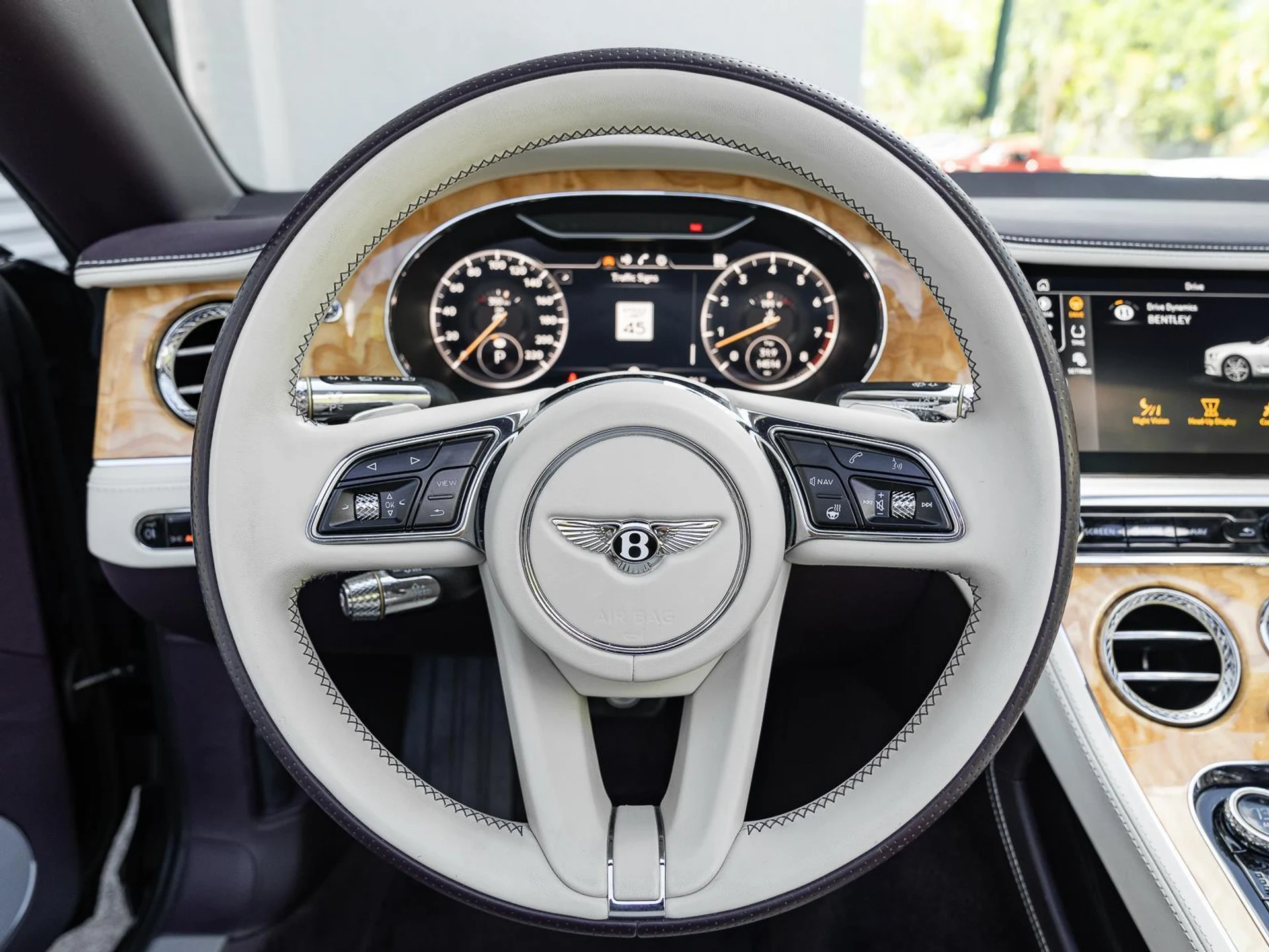 mph019_3690999547_Used_2022_Bentley_Continental_GT_Mulliner_1774645977_4bf520301b