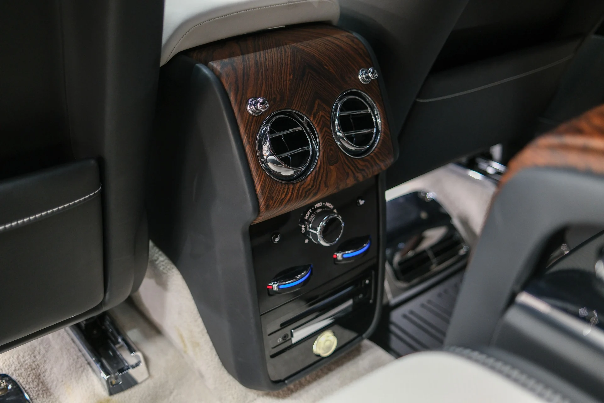 mph019_3698489212_a5229150_d398_43eb_bffa_e5abe973e8a7_4184efb38e