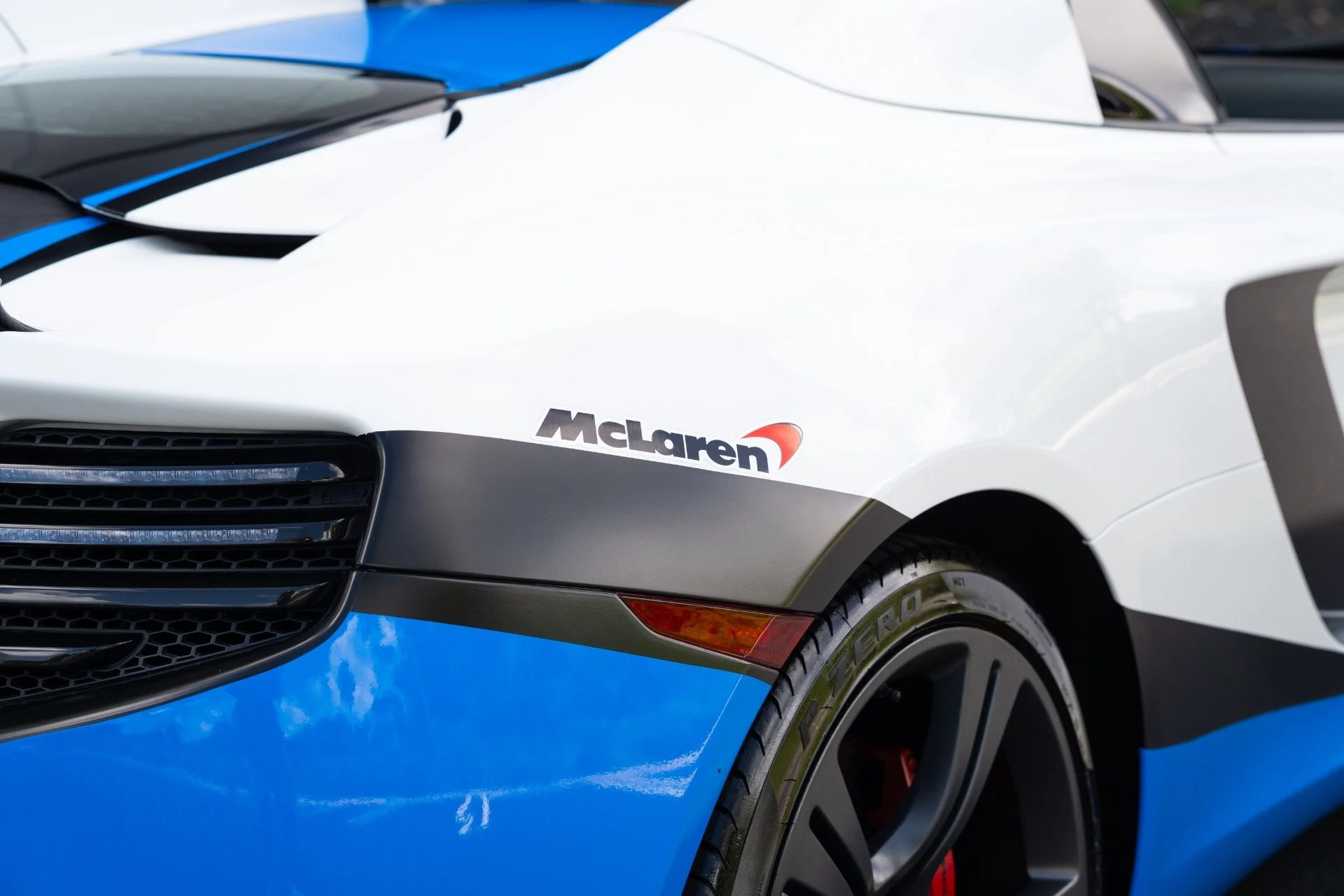 mph019_3699674226_Used_2013_Mc_Laren_MP_4_12_C_Spider_1779391397_d224ef61e0