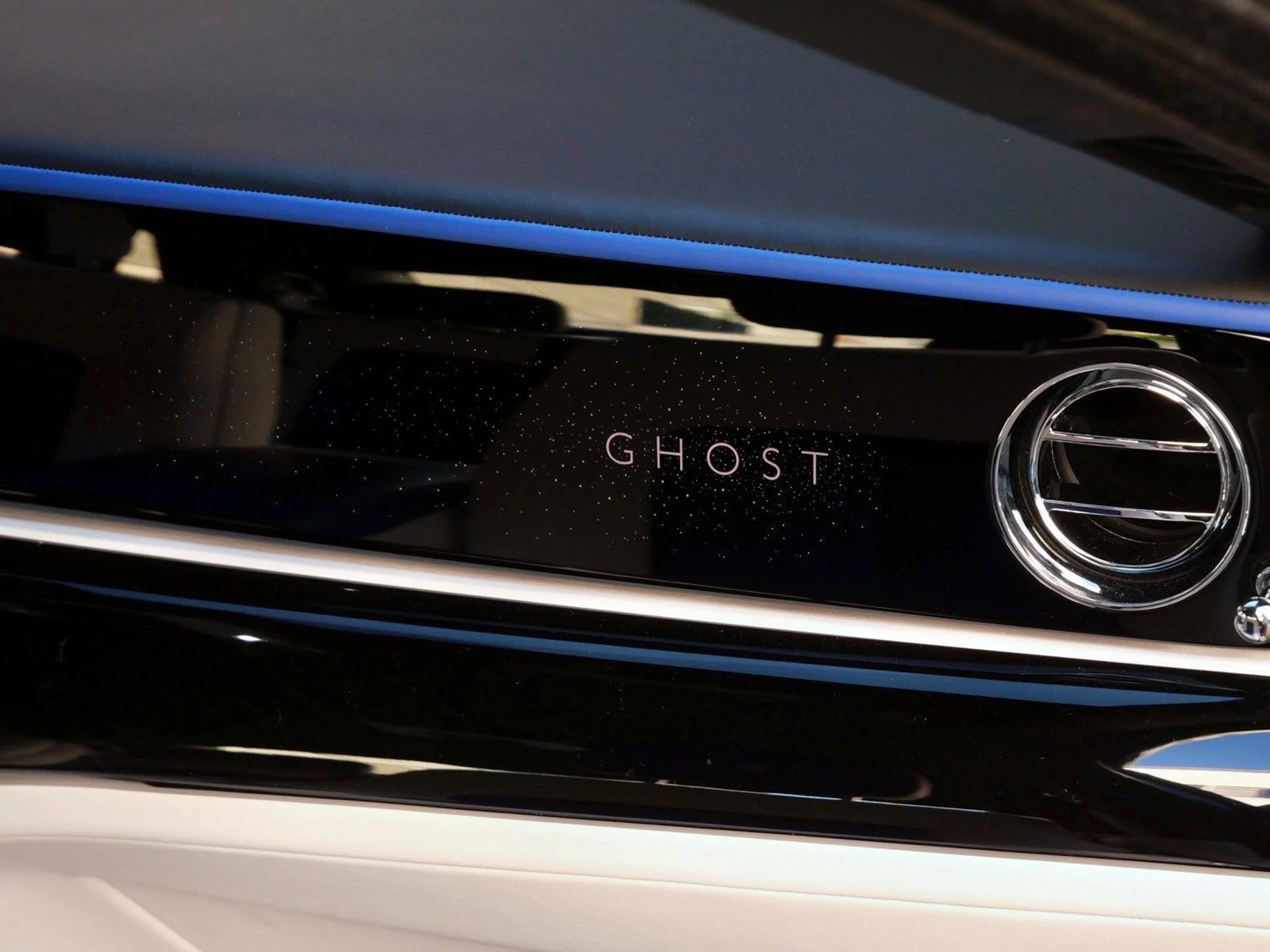 mph019_3700873402_9c607cdf01dcd0c79914d96a5953bbb5x_7d756e6f37