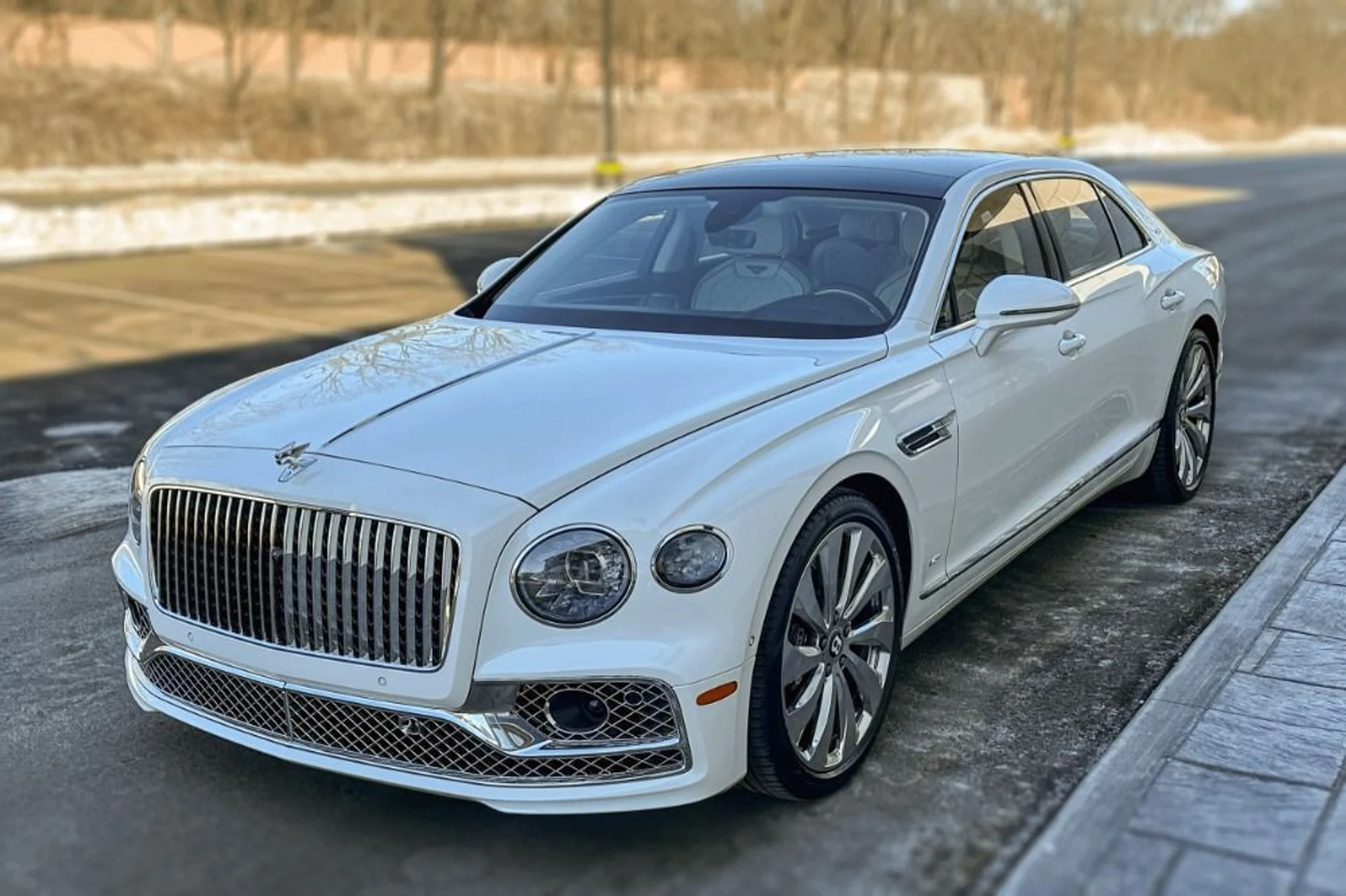 mph019_3702620058_Used_2021_Bentley_Flying_Spur_V8_Base_1770376346_2b0de3f04f